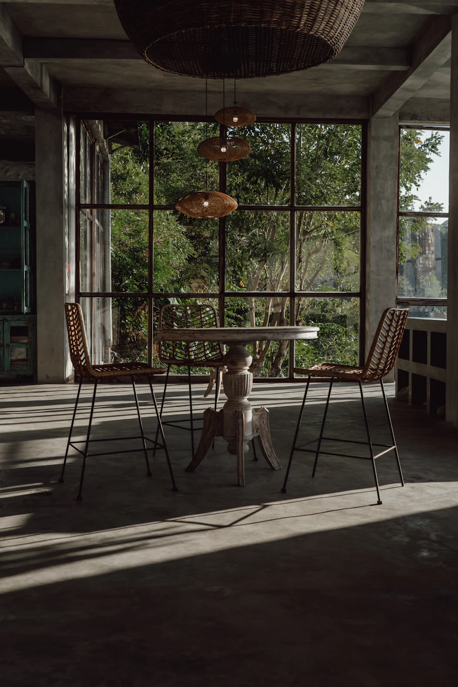 The long table laid under the fig