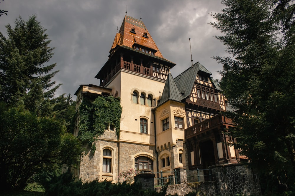 a large building with trees around it