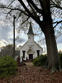 a white building with a steeple