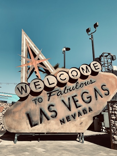 a sign with a boat on it