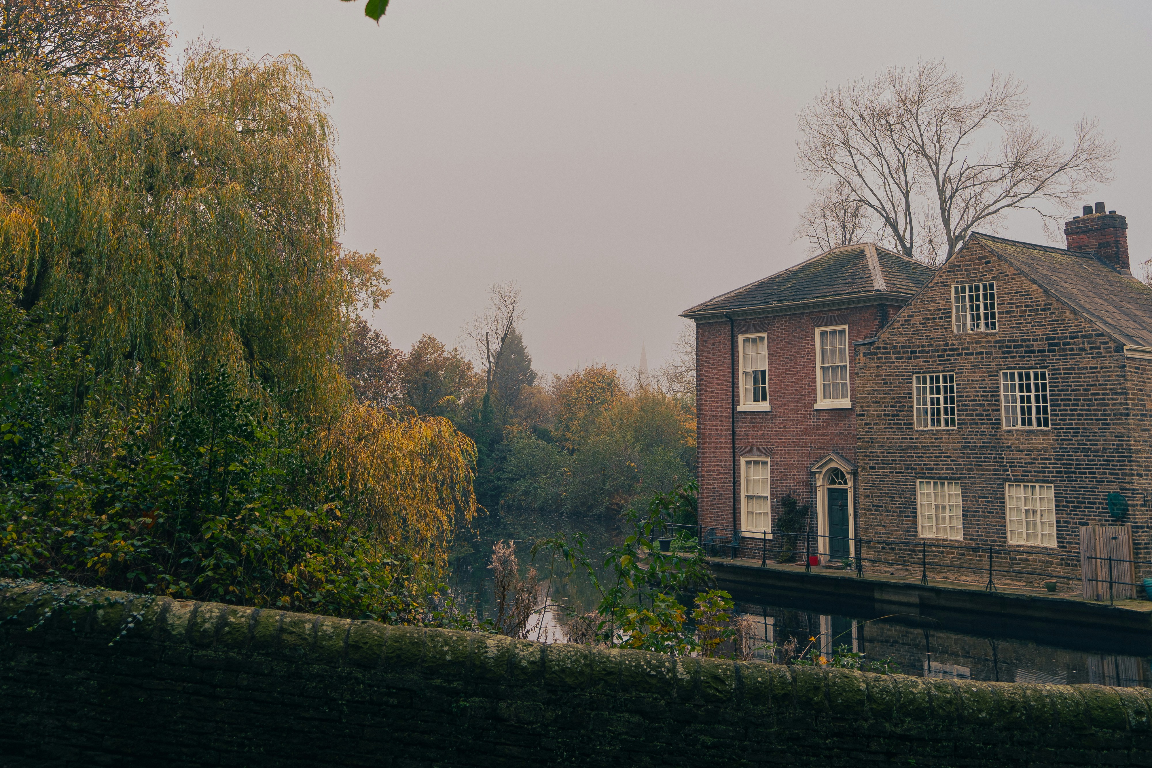 Photo by benjaminelliott