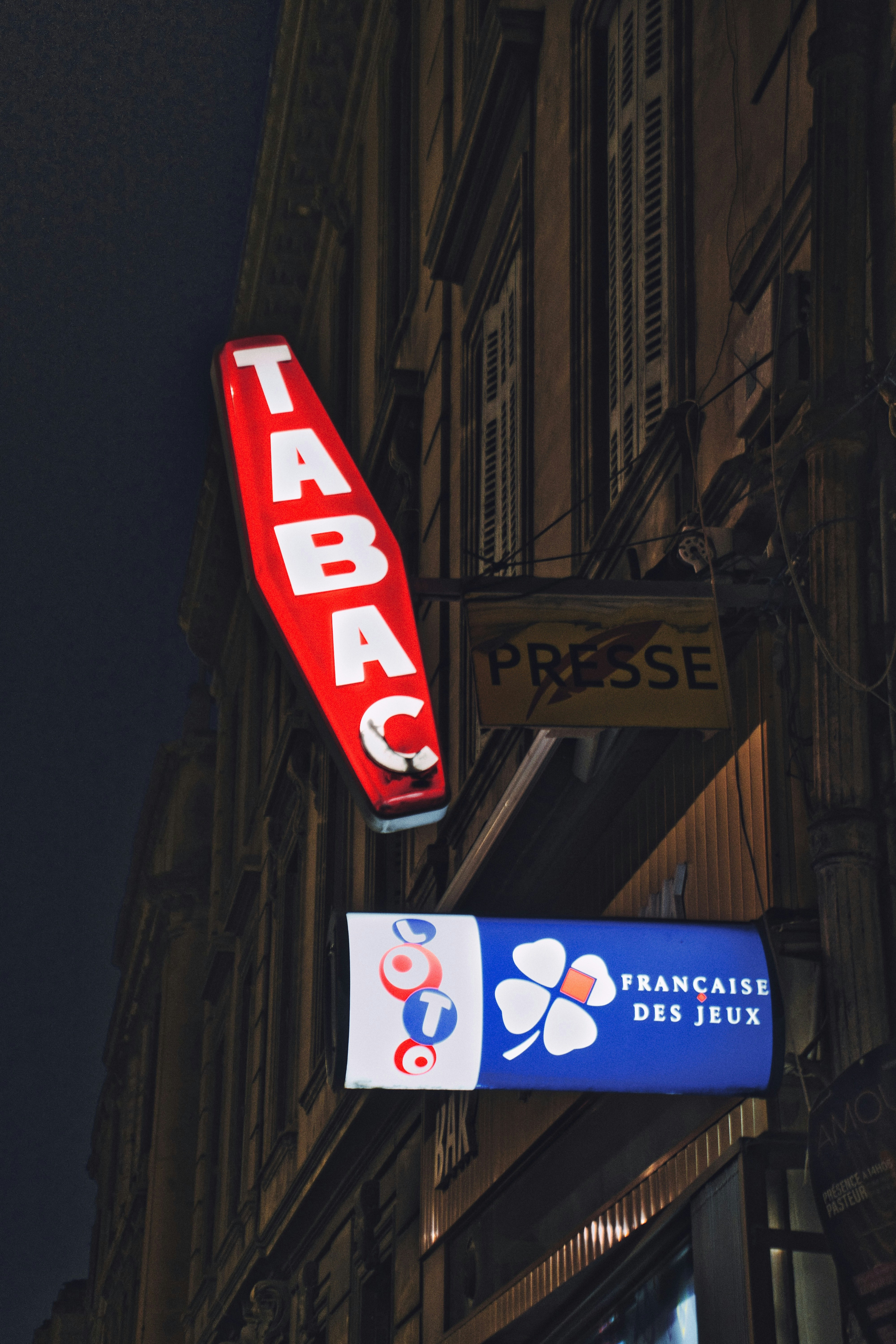 photo-1668458737577-38013e5dc2b1?ixid=M3wxMjA3fDB8MXxzZWFyY2h8NHx8amFzYSUyMHNlcnZpY2UlMjBhY3xlbnwwfHx8fDE3NjMwNTAwNjl8MA\u0026ixlib=rb-4.1.0