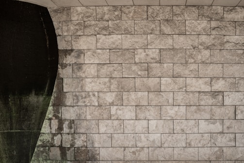 An image illustrating the durability of sealpro tile adhesive.