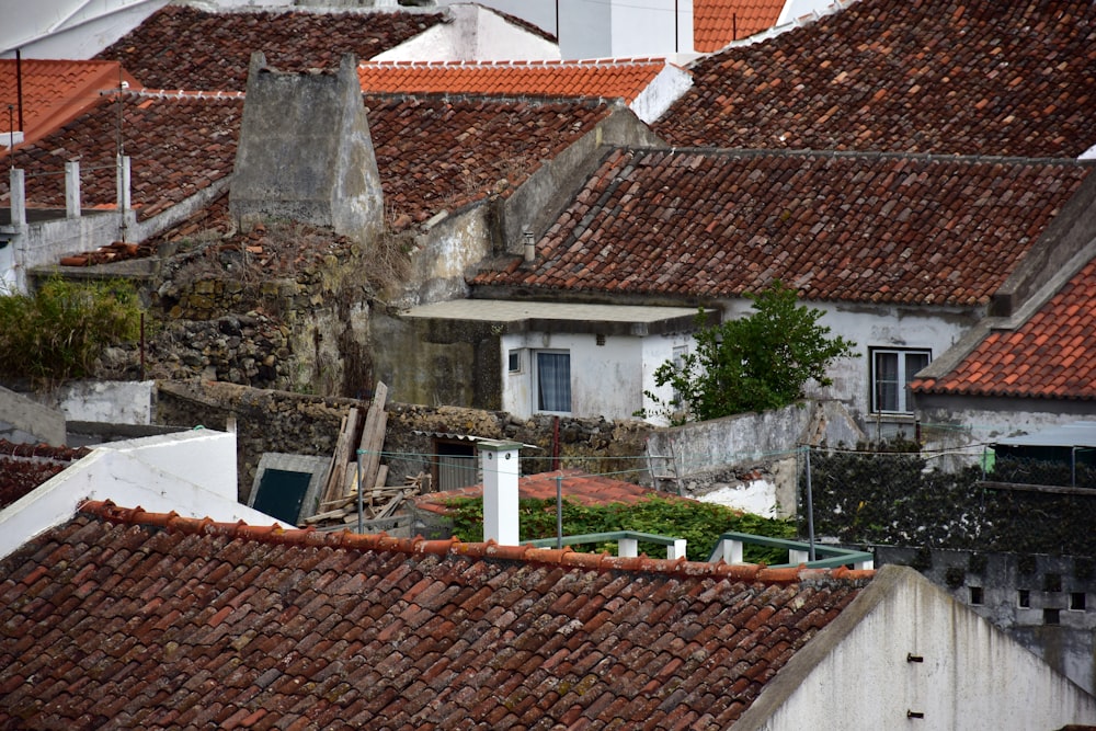 um telhado de uma casa