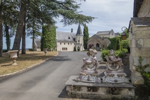 A charming courtyard of a traditional Scottish school.