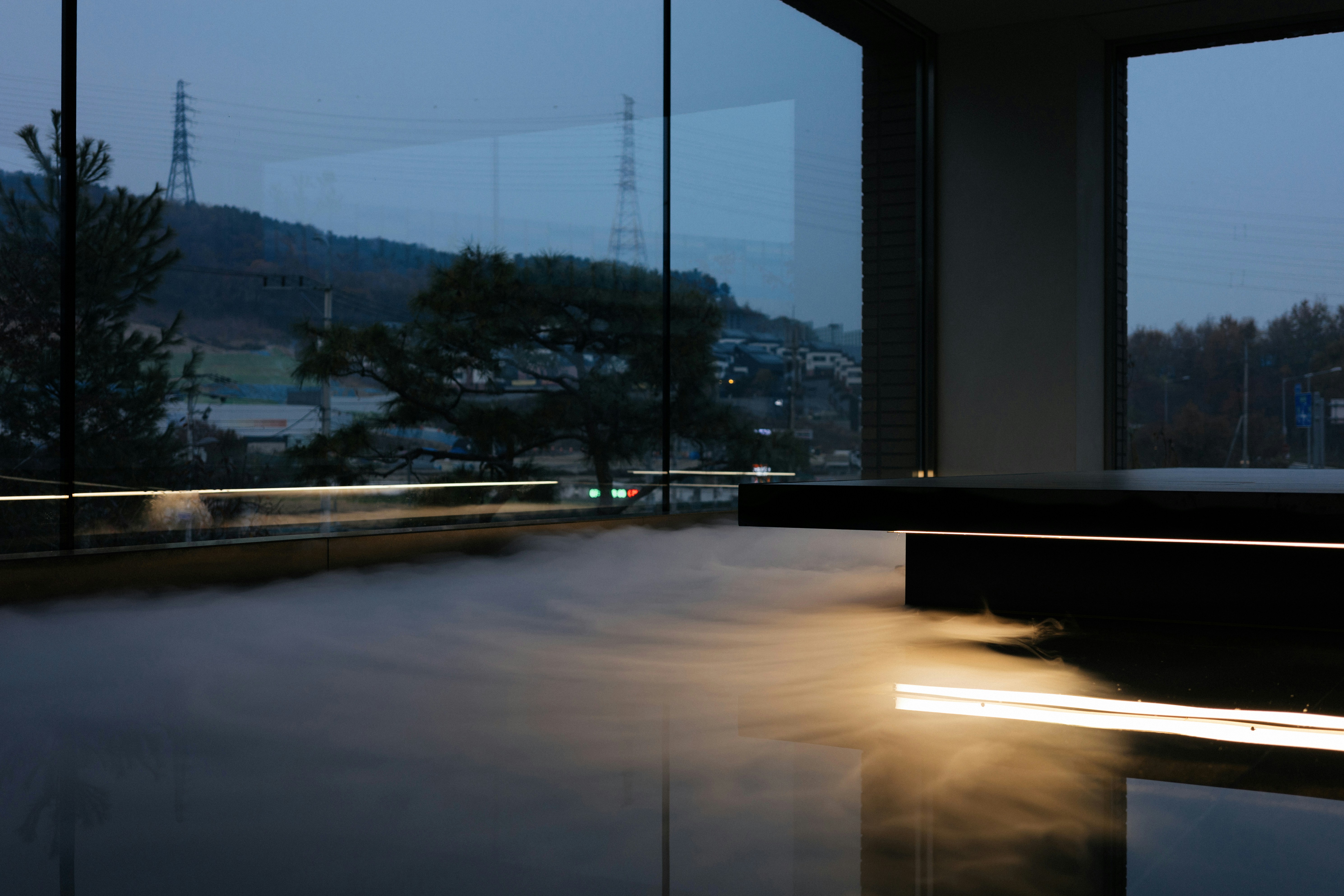 A view of a city from a window photo – Free Architecture Image on Unsplash