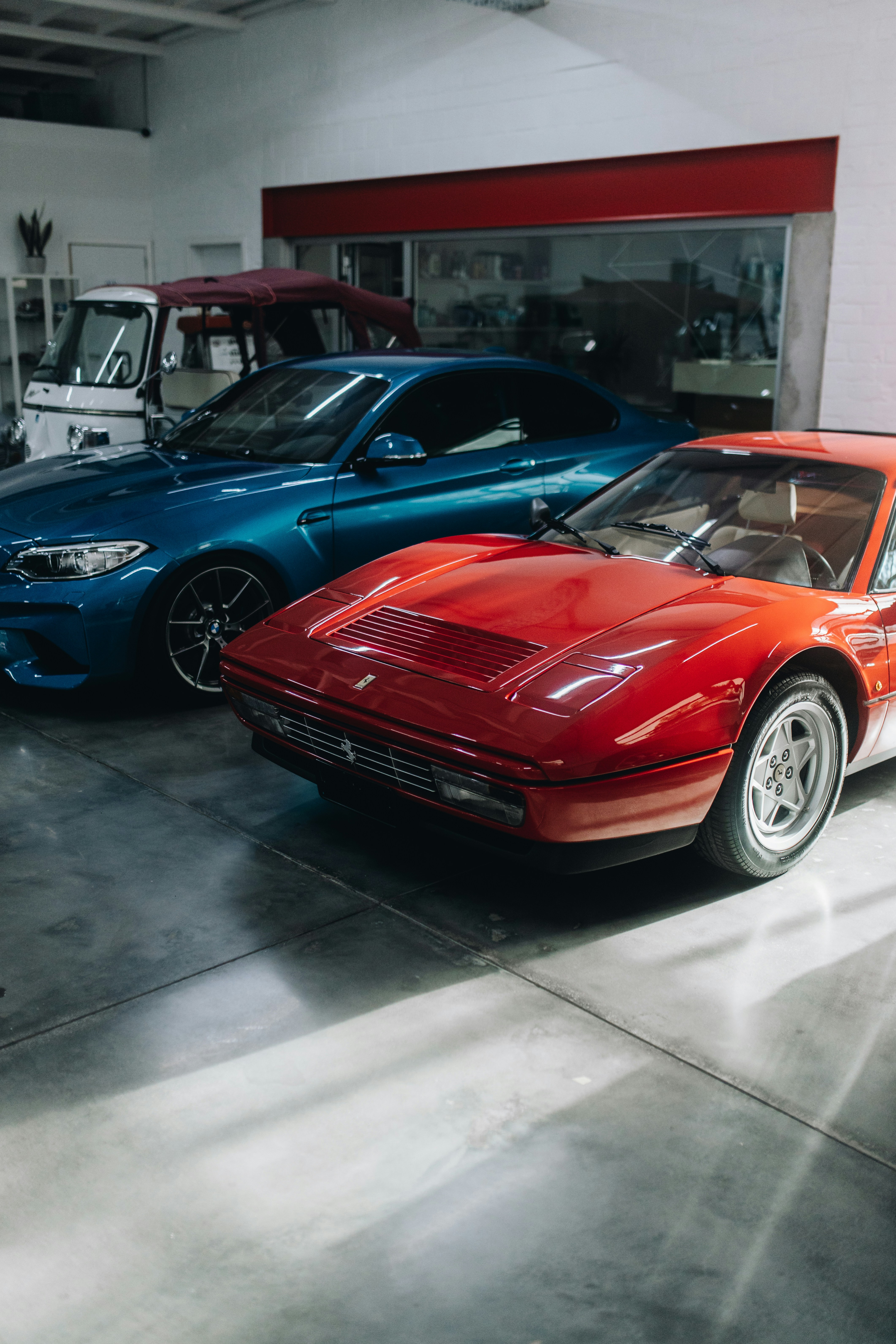 Photo by lorenzohamers