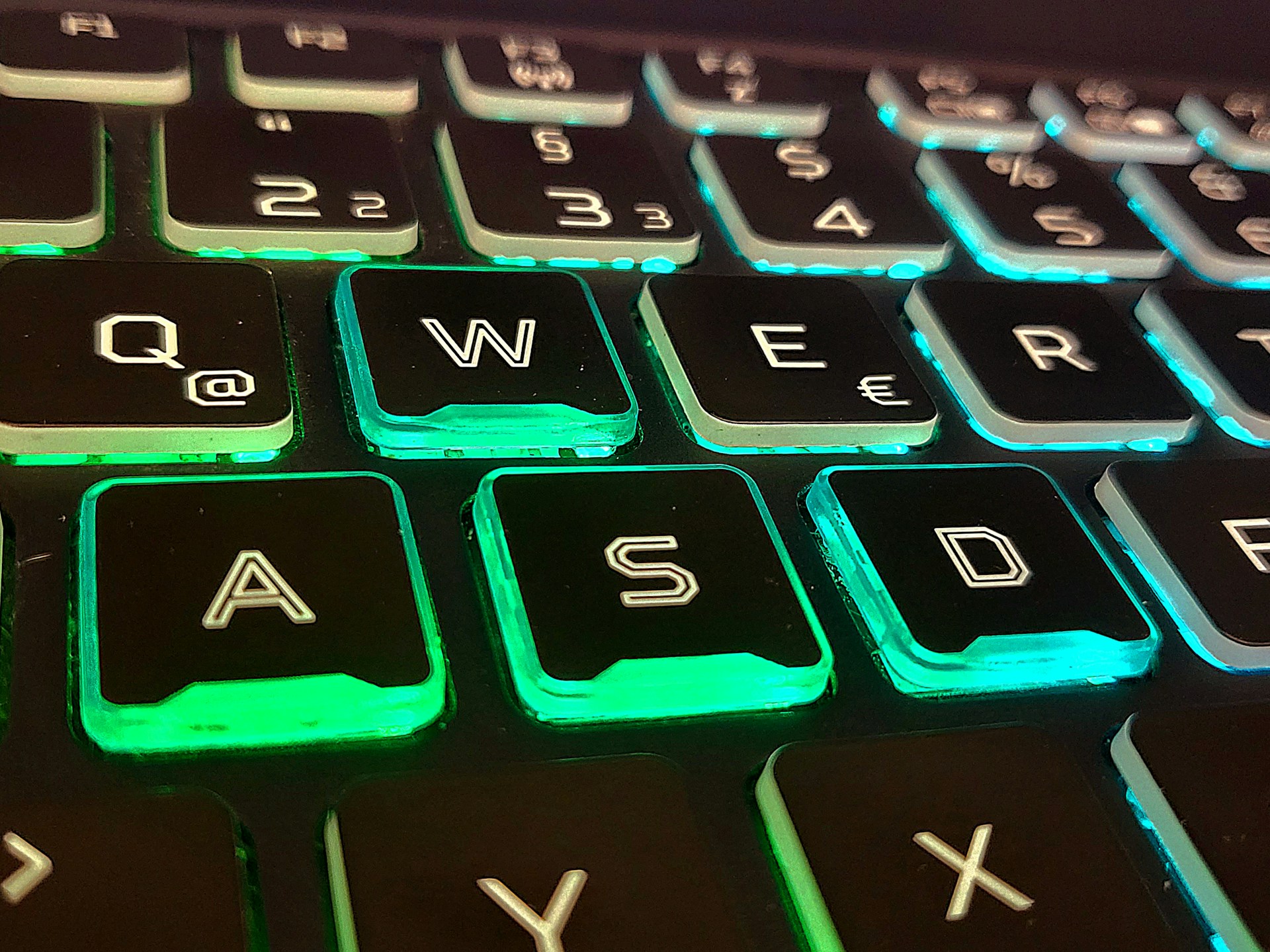 gray computer monitor