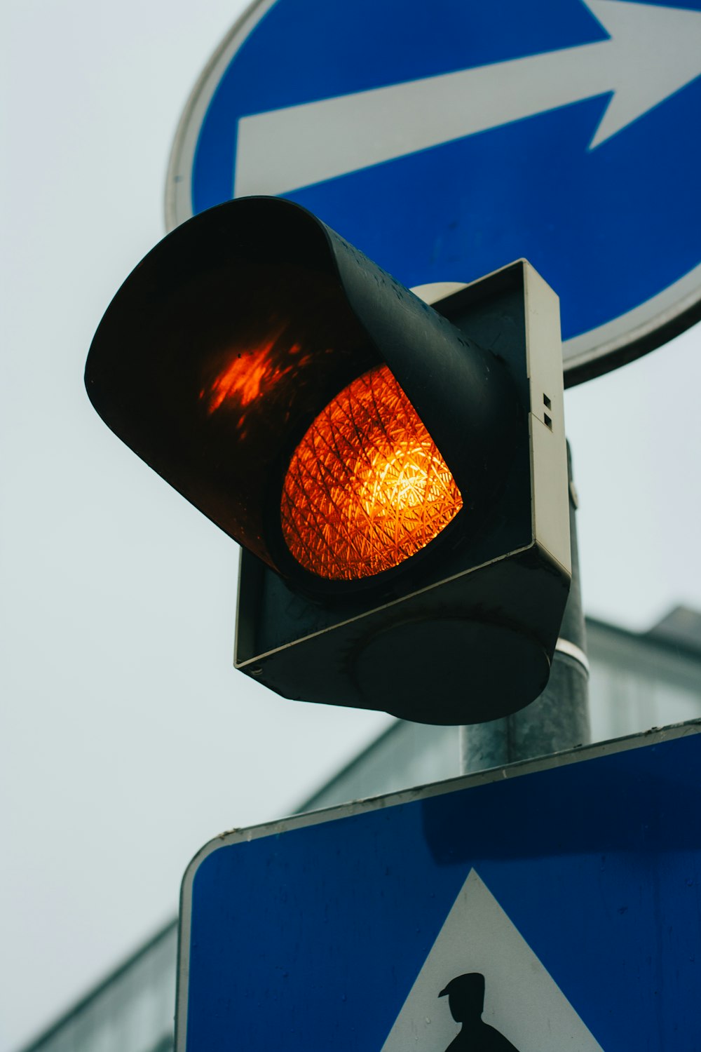 a traffic light showing red