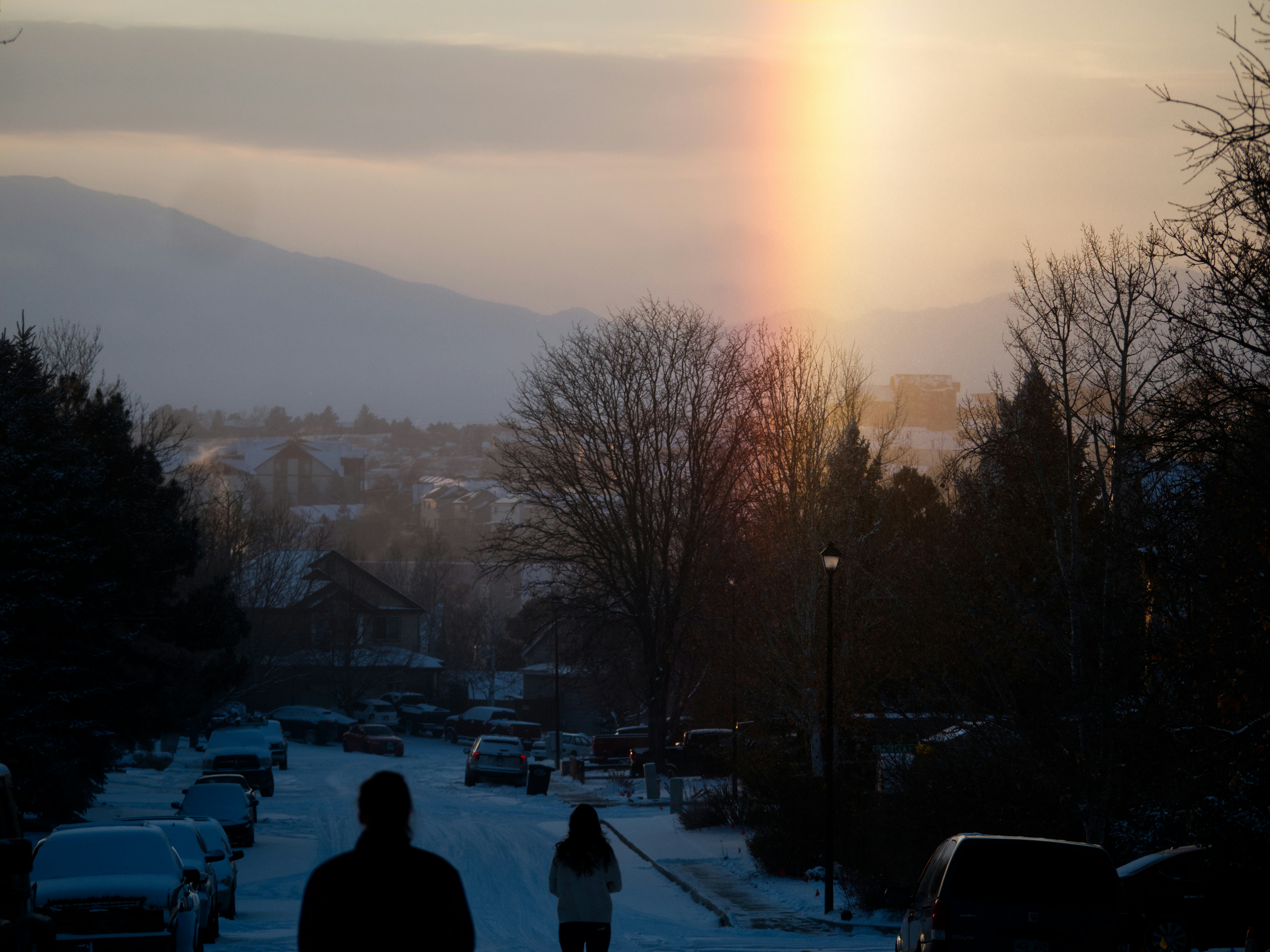 christmas winter wallpaper, wallpaper, Glass Jar Christmas Crafts for Adults 3