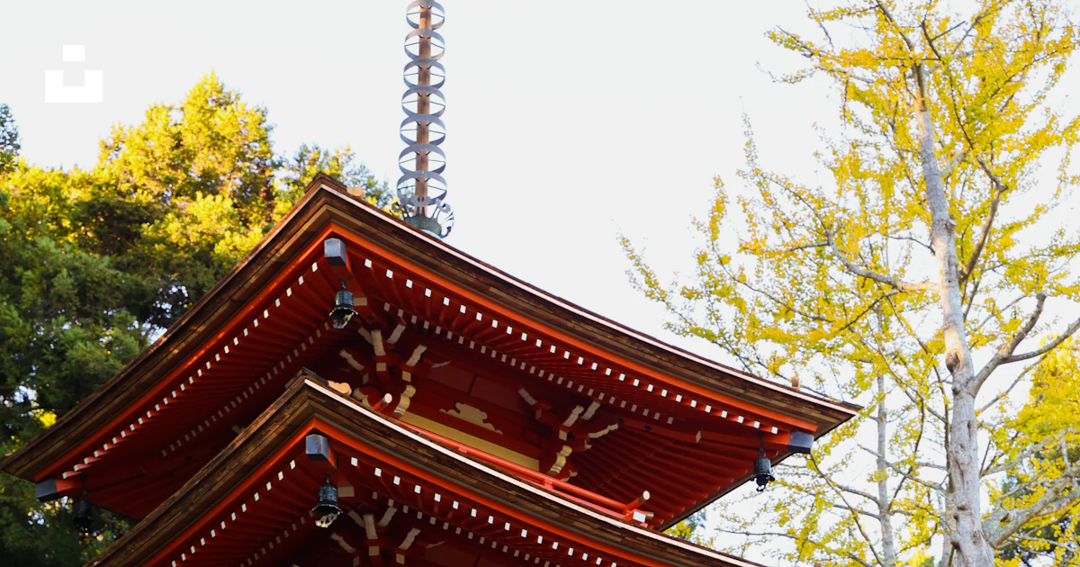 A red pagoda with trees photo – Free Building Image on Unsplash