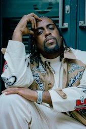 a person with the hand on the head