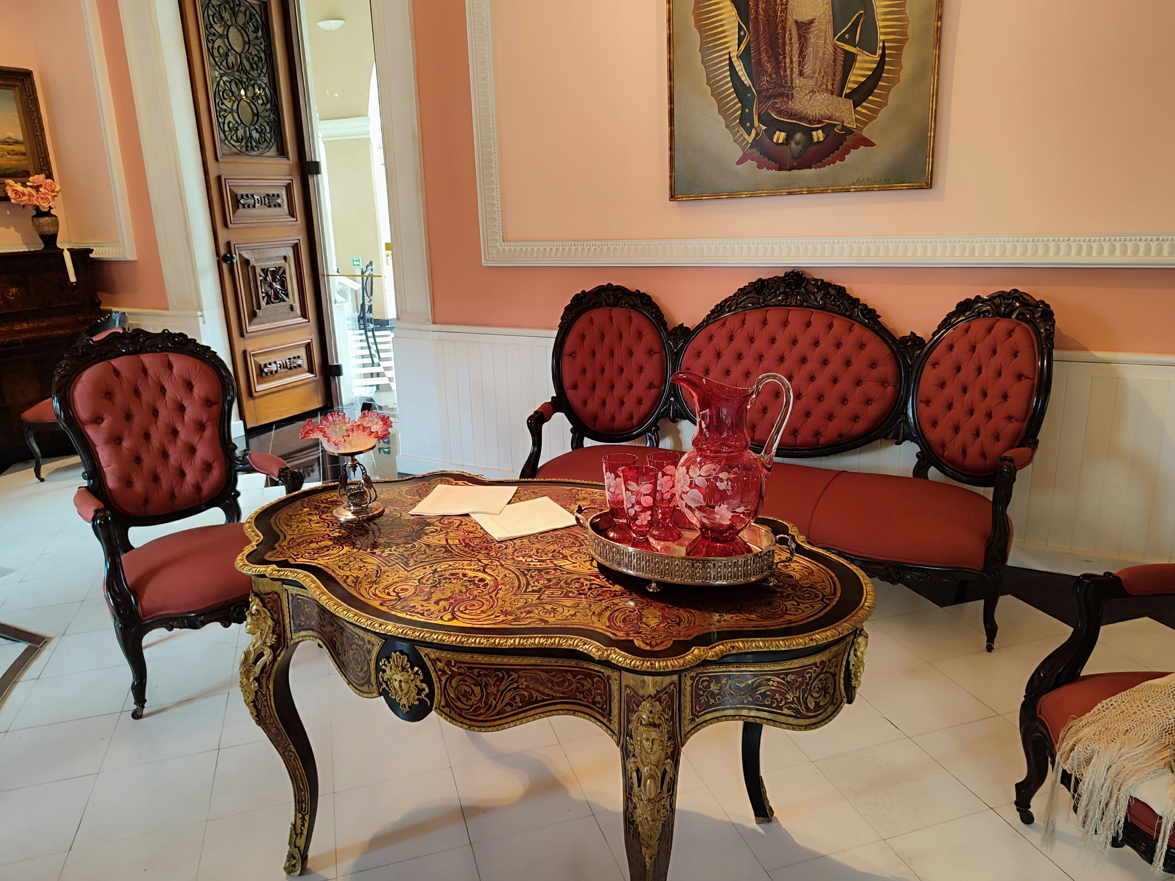 A table with chairs around it