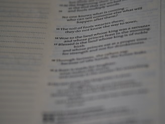 Screenshot of a Joe Rogan episode transcript timeline highlighting a quoted fact with a pop-up explanation.