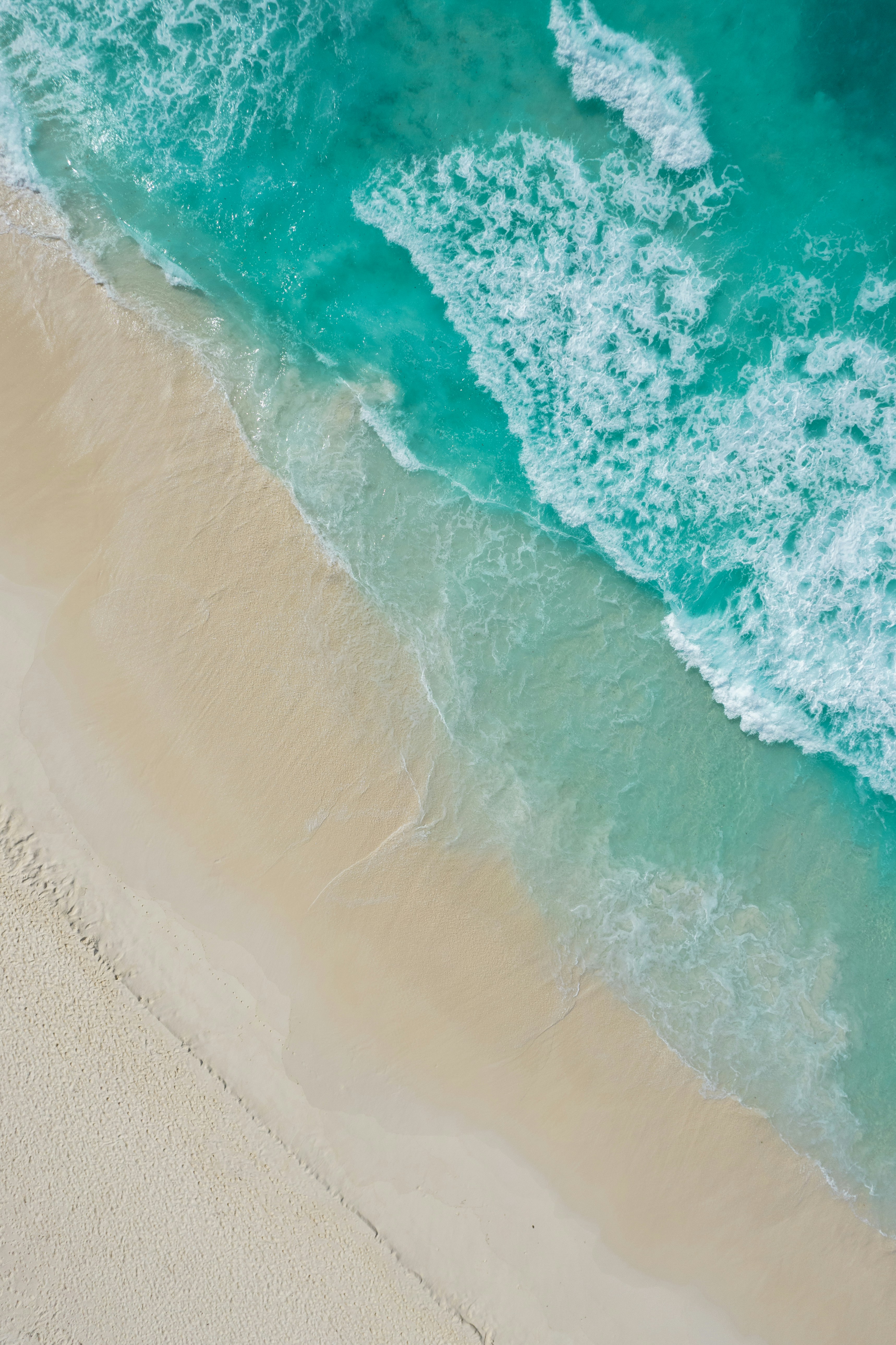 Photo by pawelwieladek