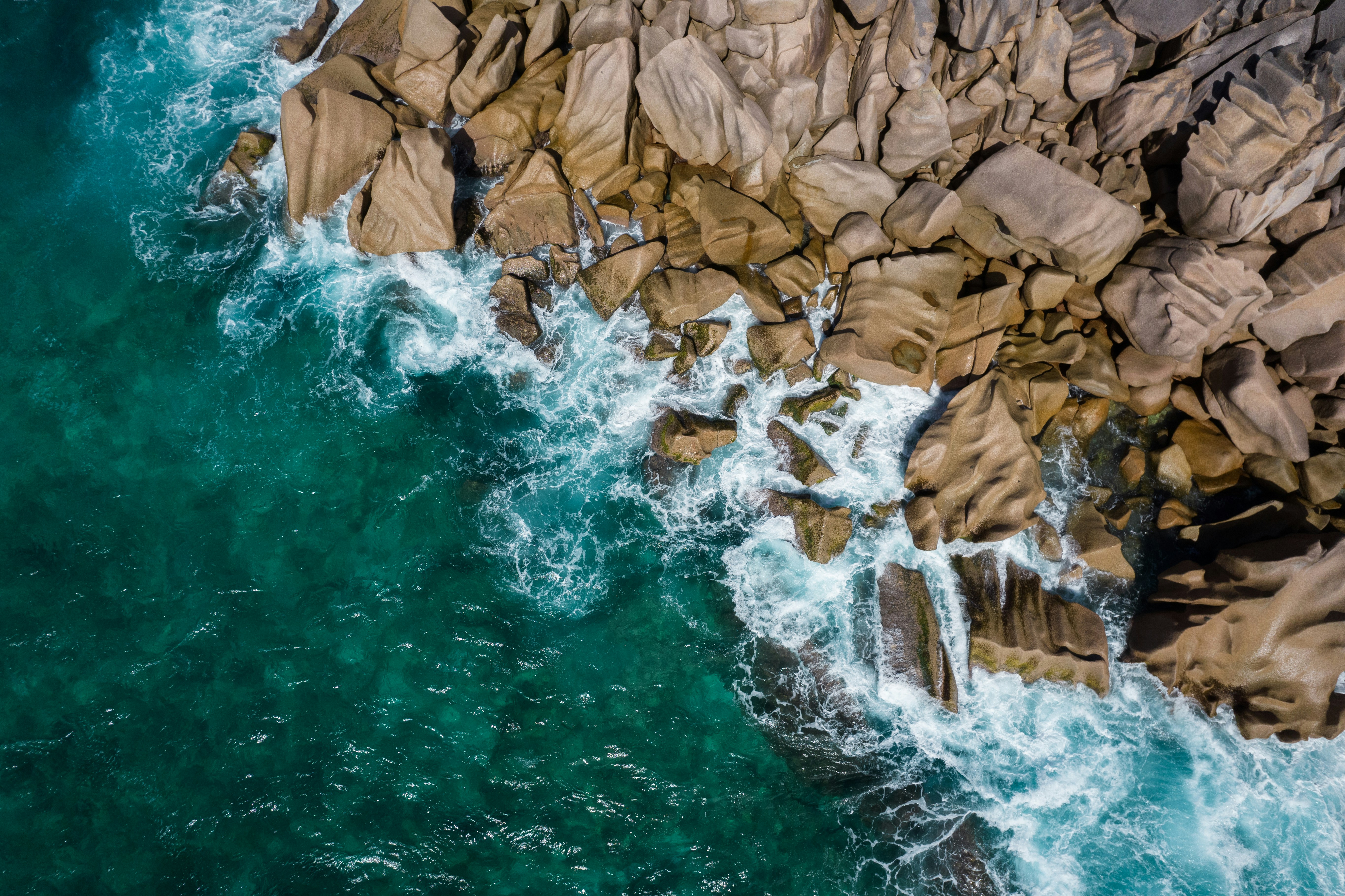 Photo by pawelwieladek