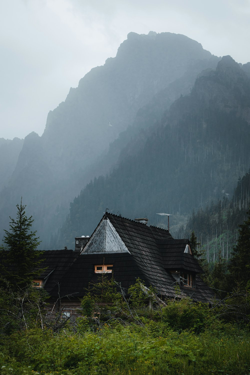 a house in the mountains
