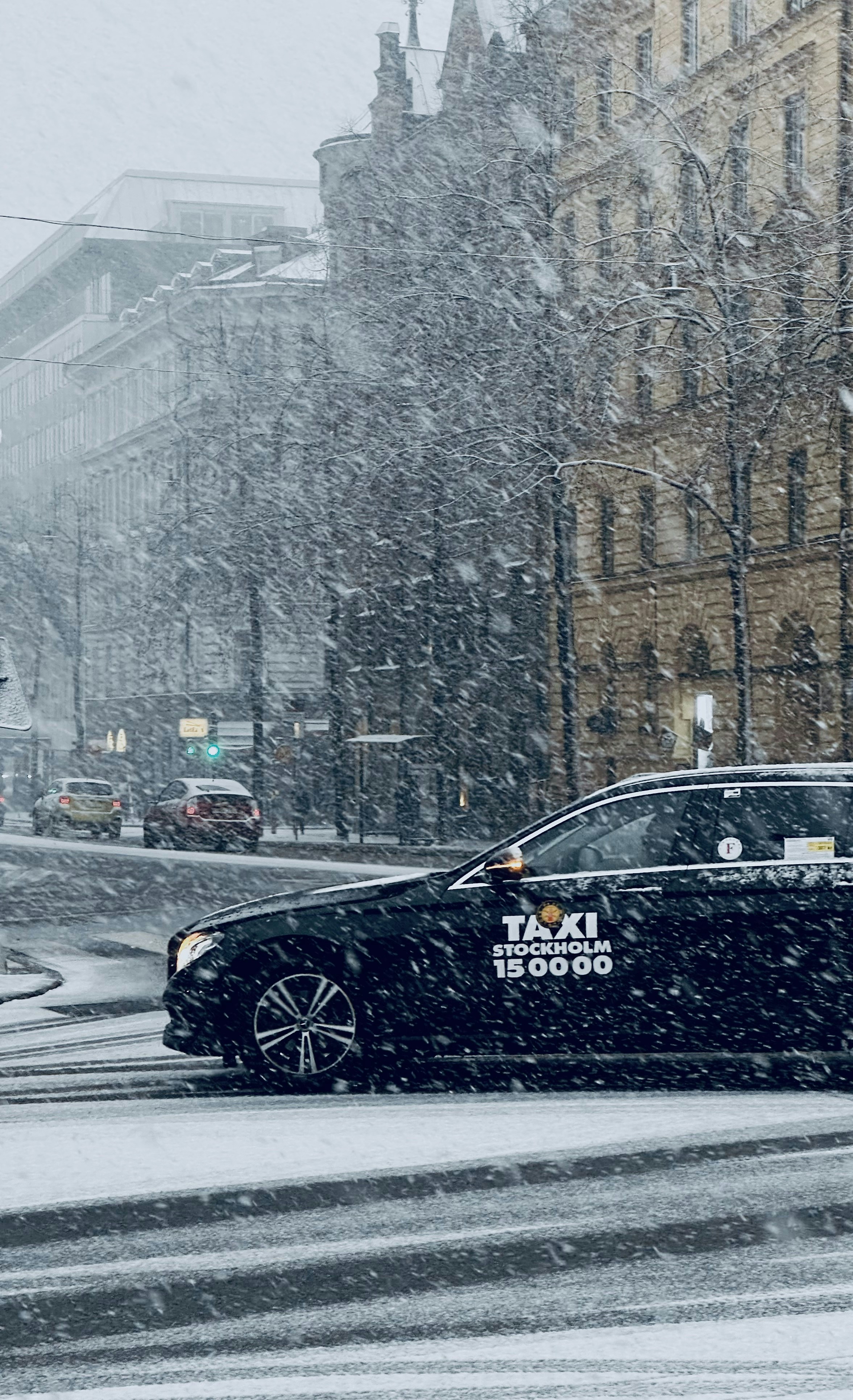 taxi winter road