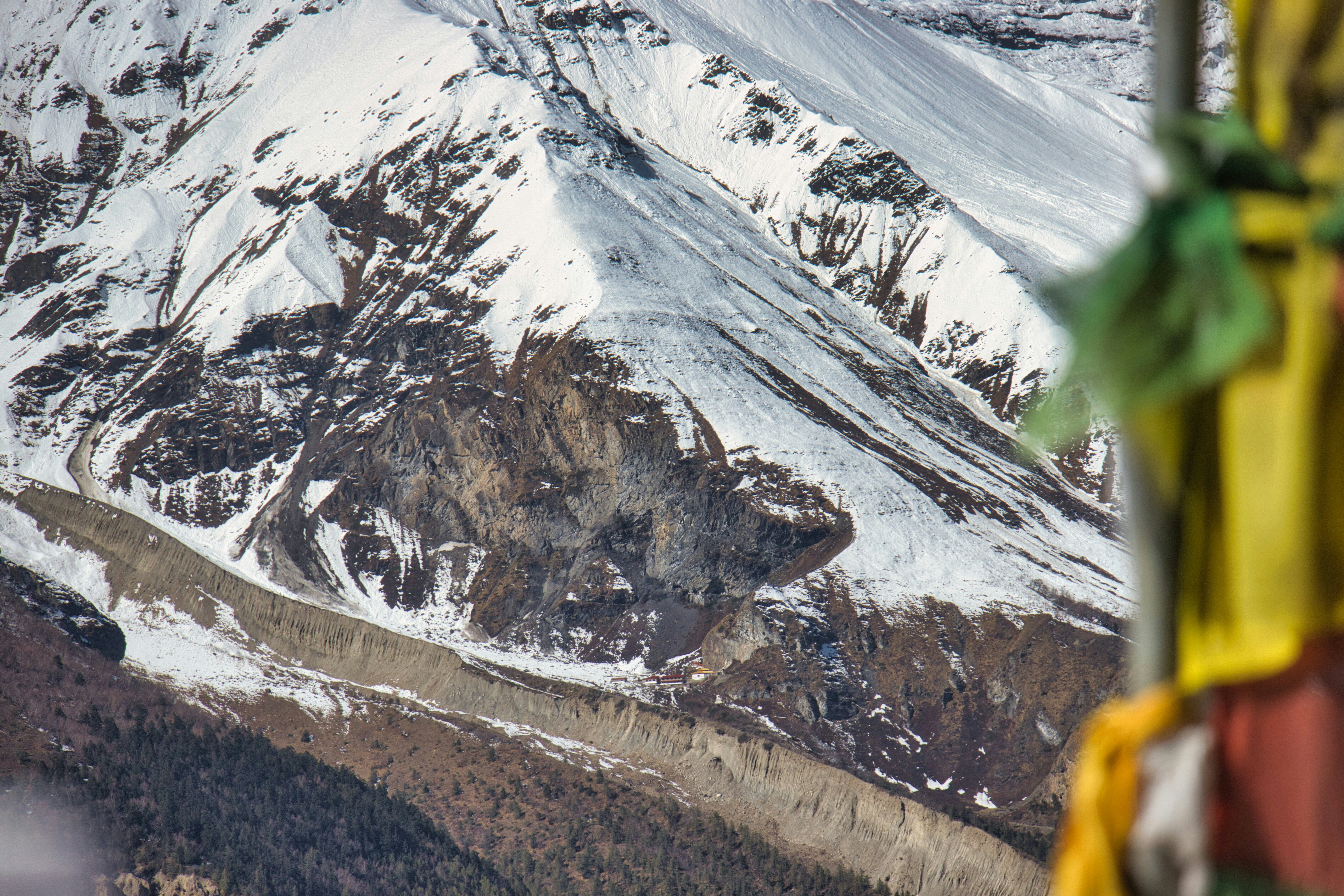 Photo by raimondklavins