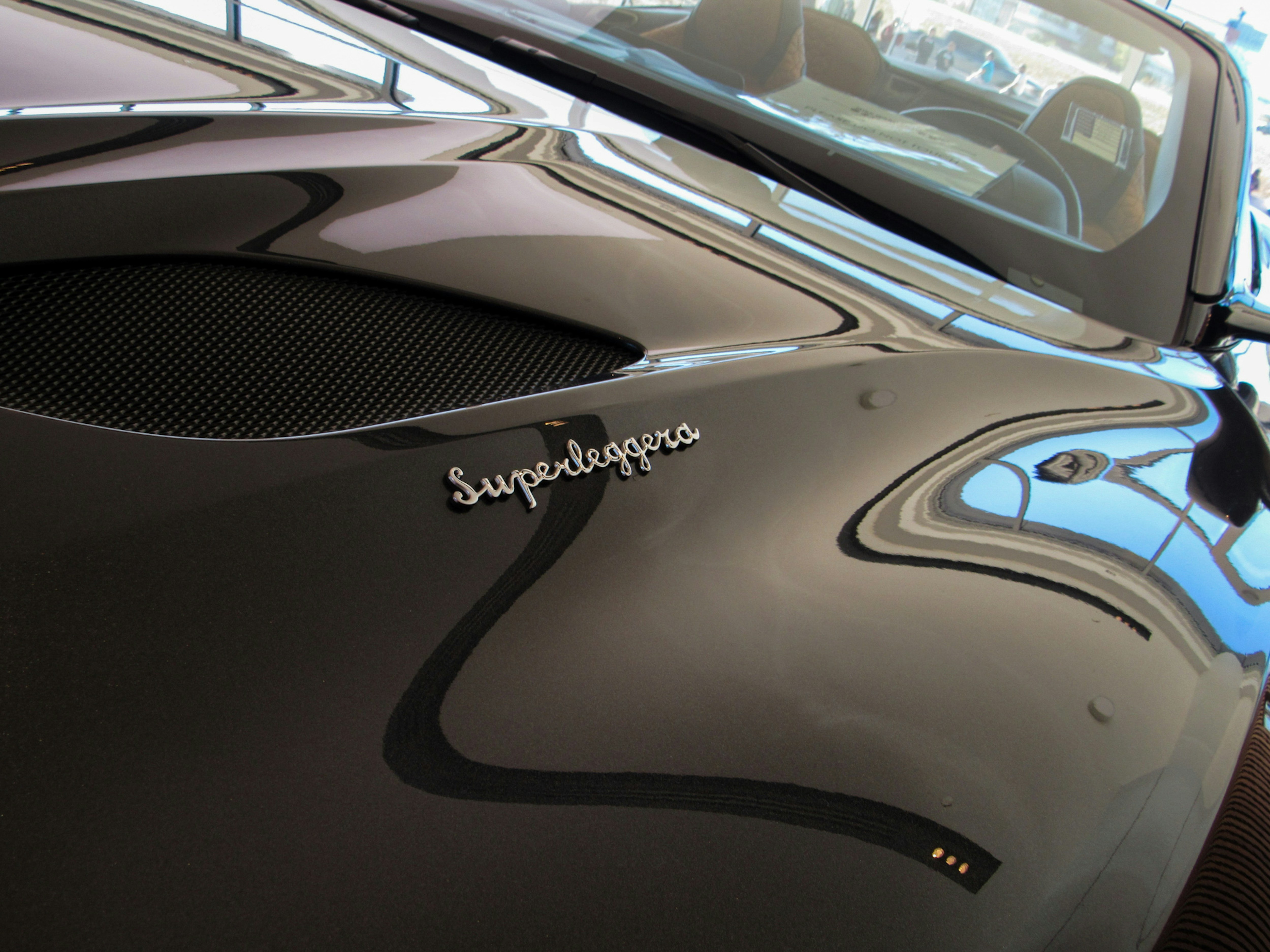 Koenigsegg front profile