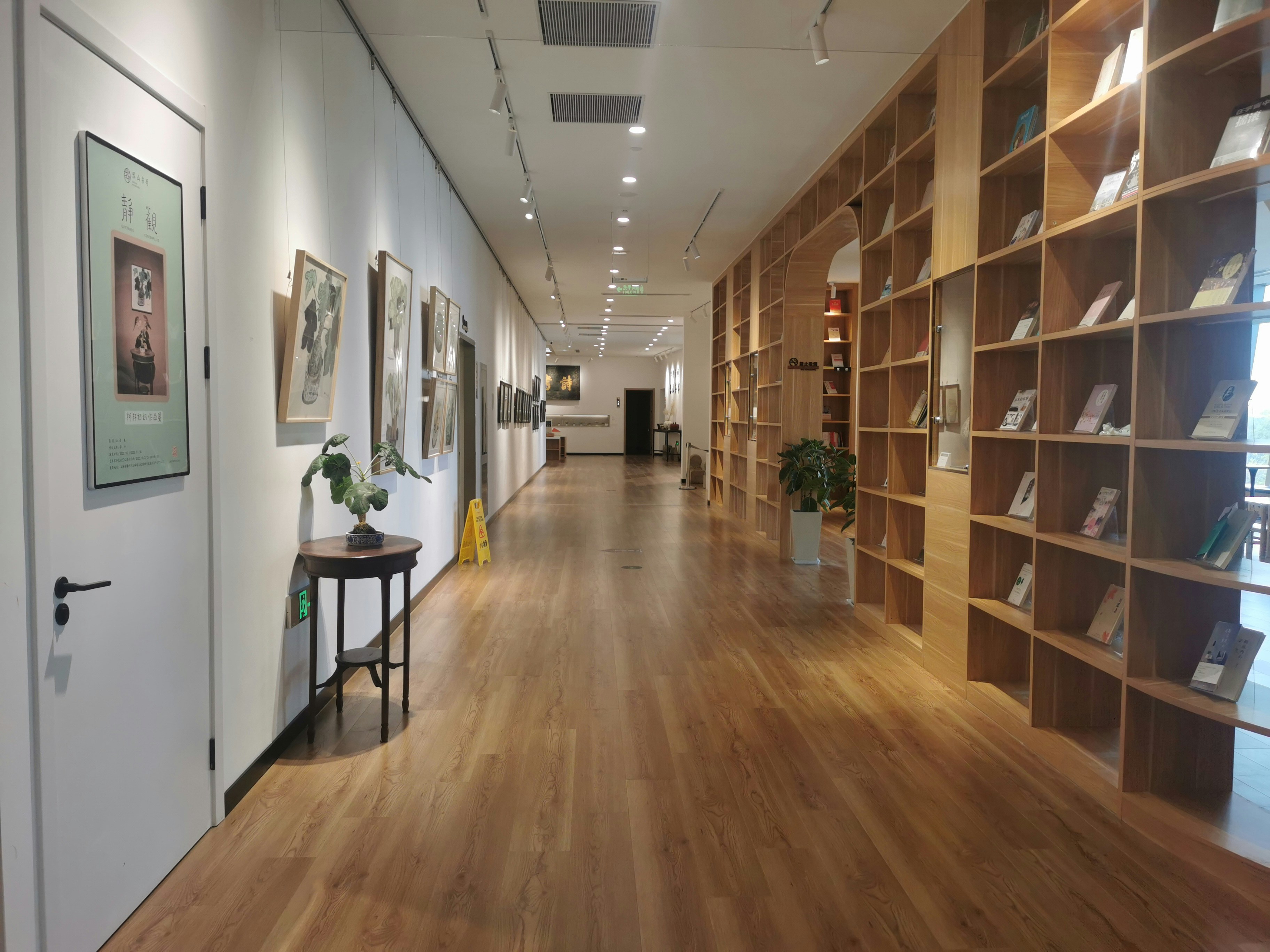 Neighborhood Reading Pop‑Ups: A 2026 Playbook for Small Bookshops