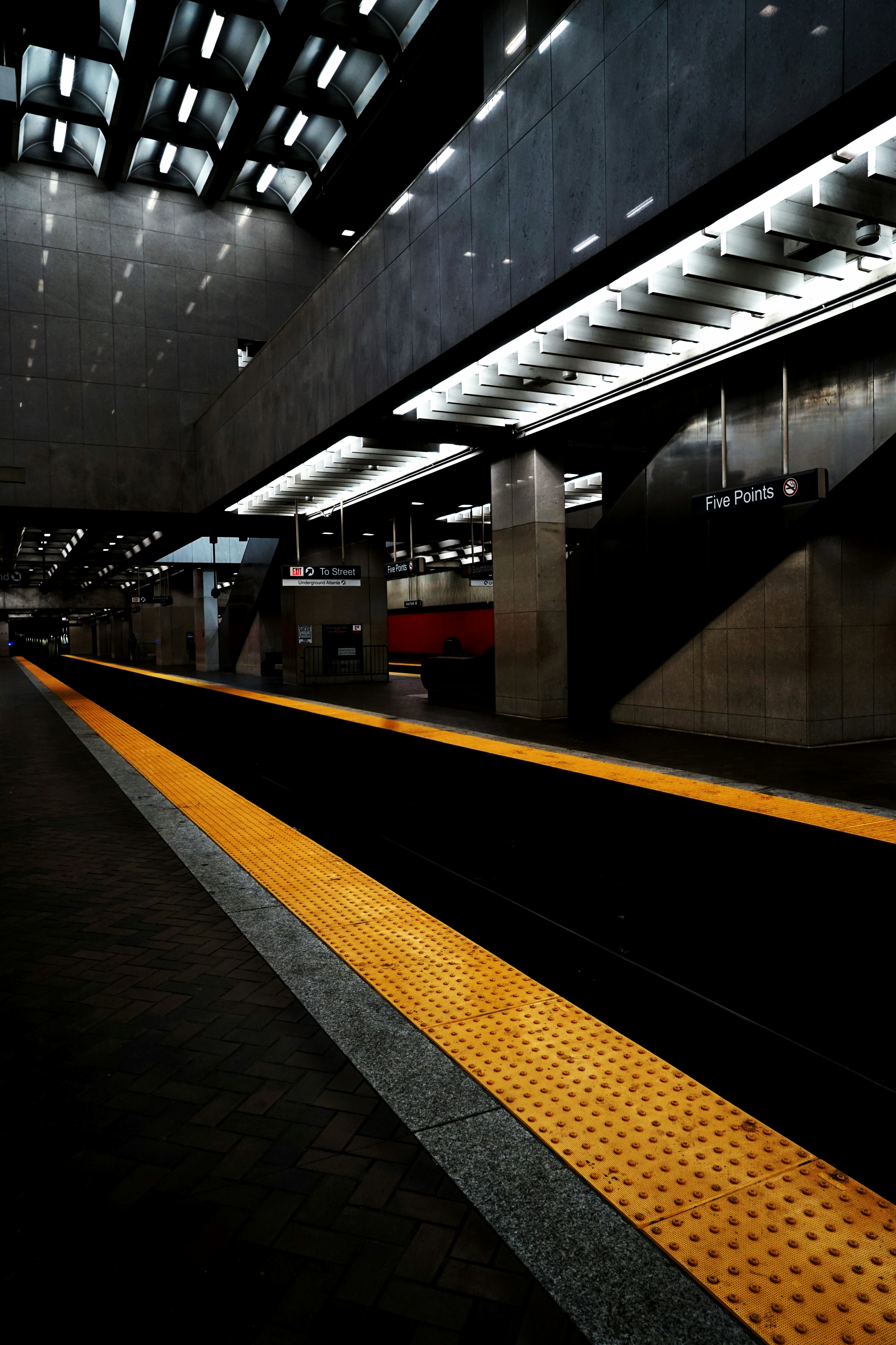 Photo by dutraestreet