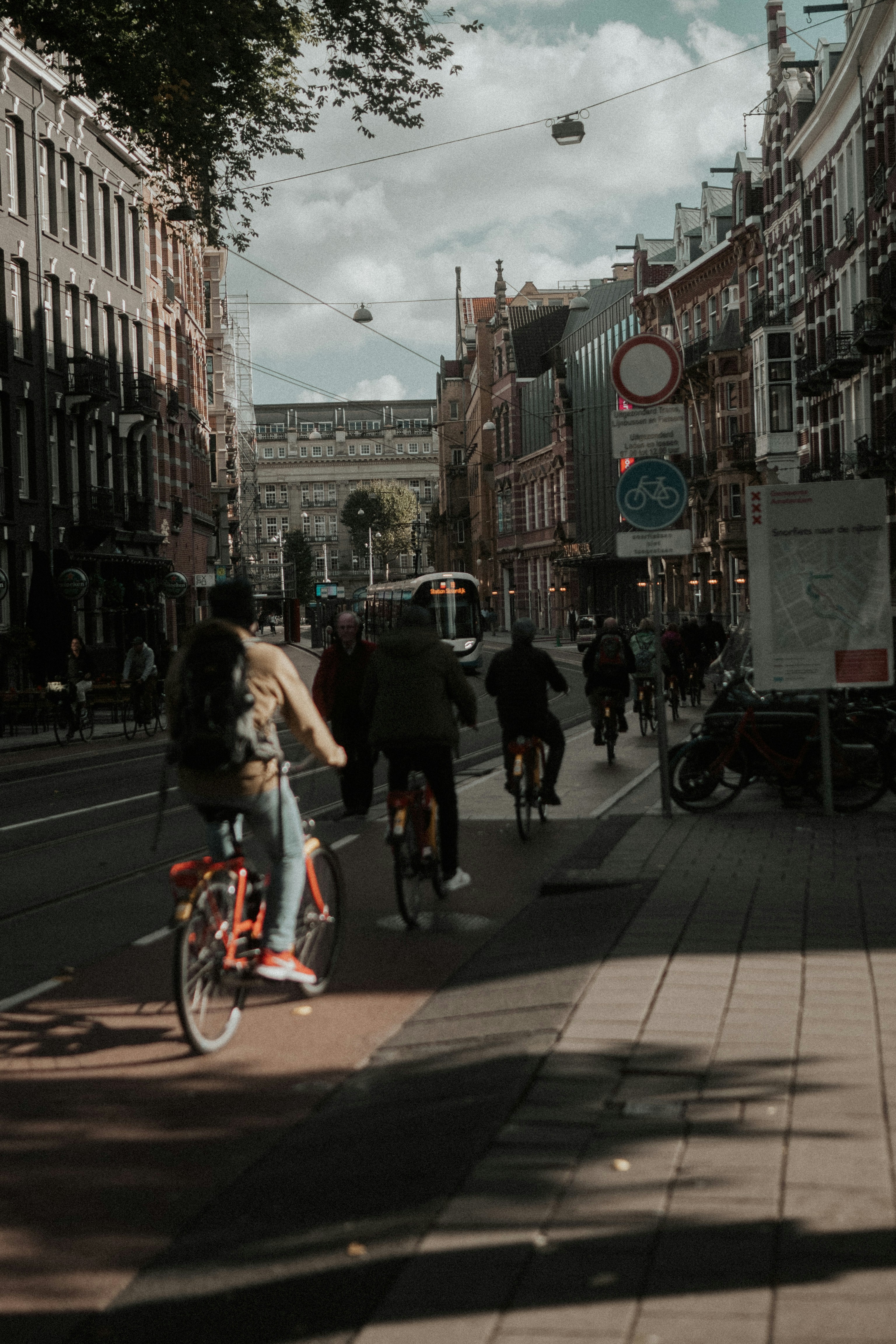 Photo by bryanbrittos