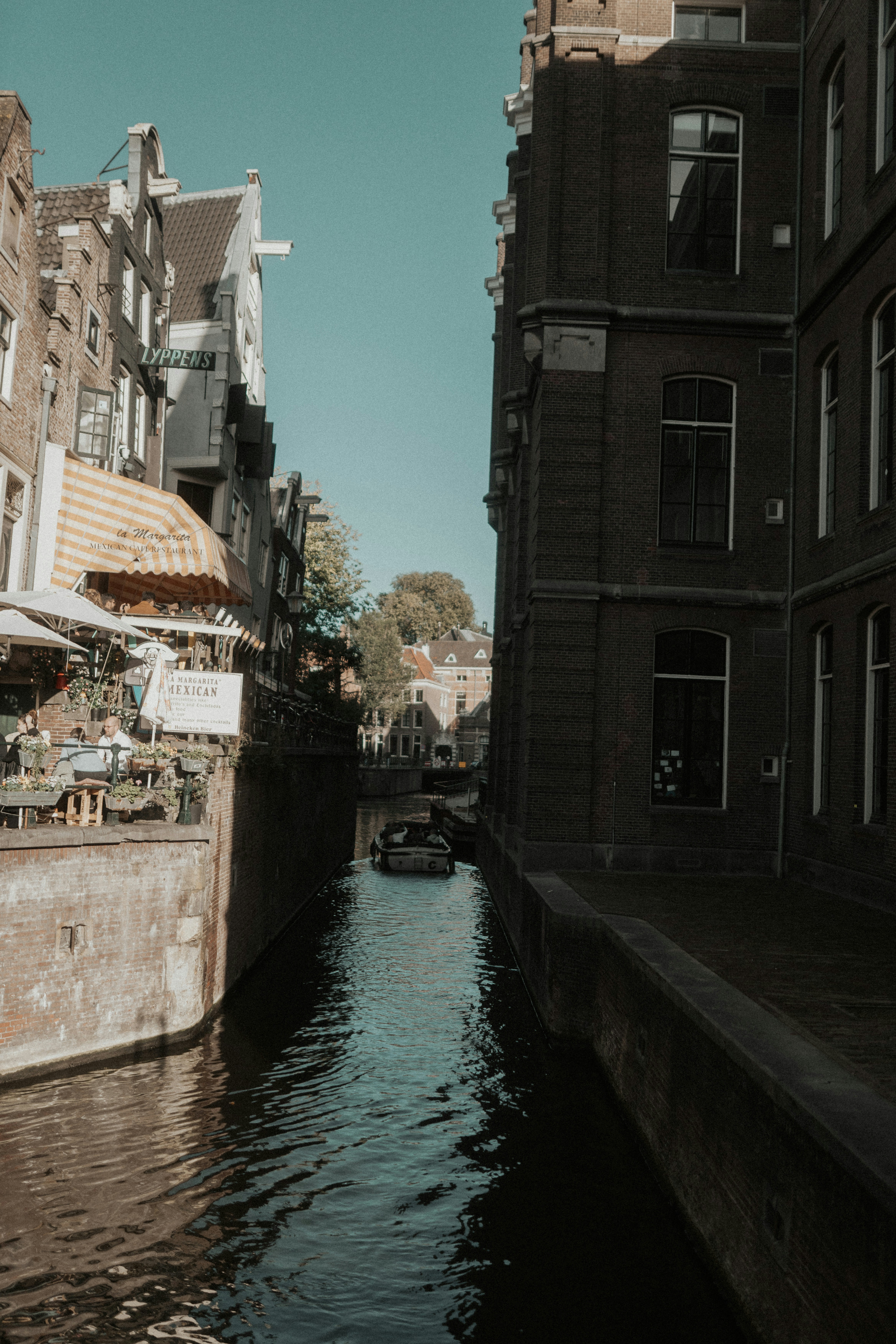 Photo by bryanbrittos