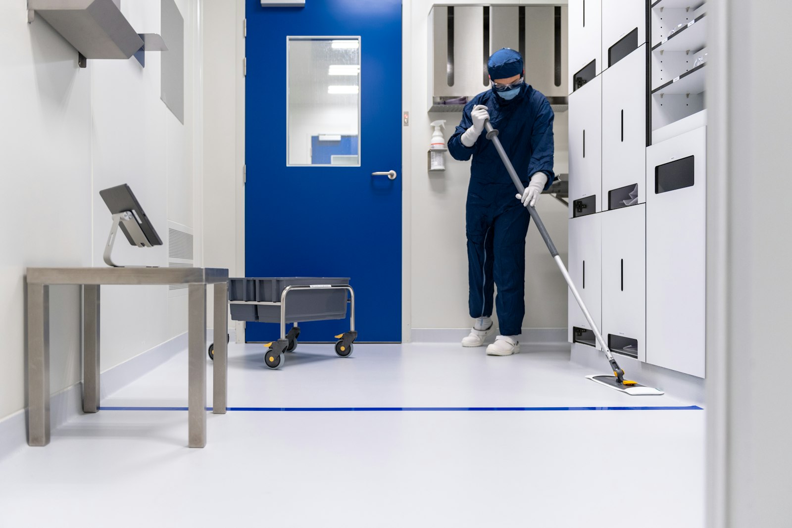 NeaTouch Cleaning photo