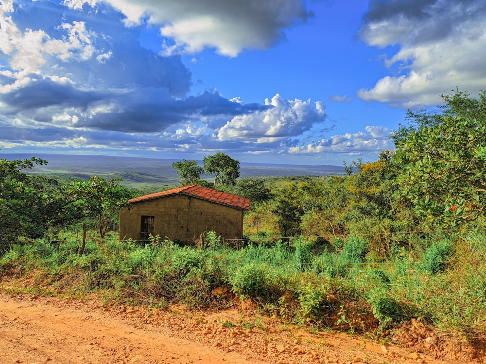 a small building in a field