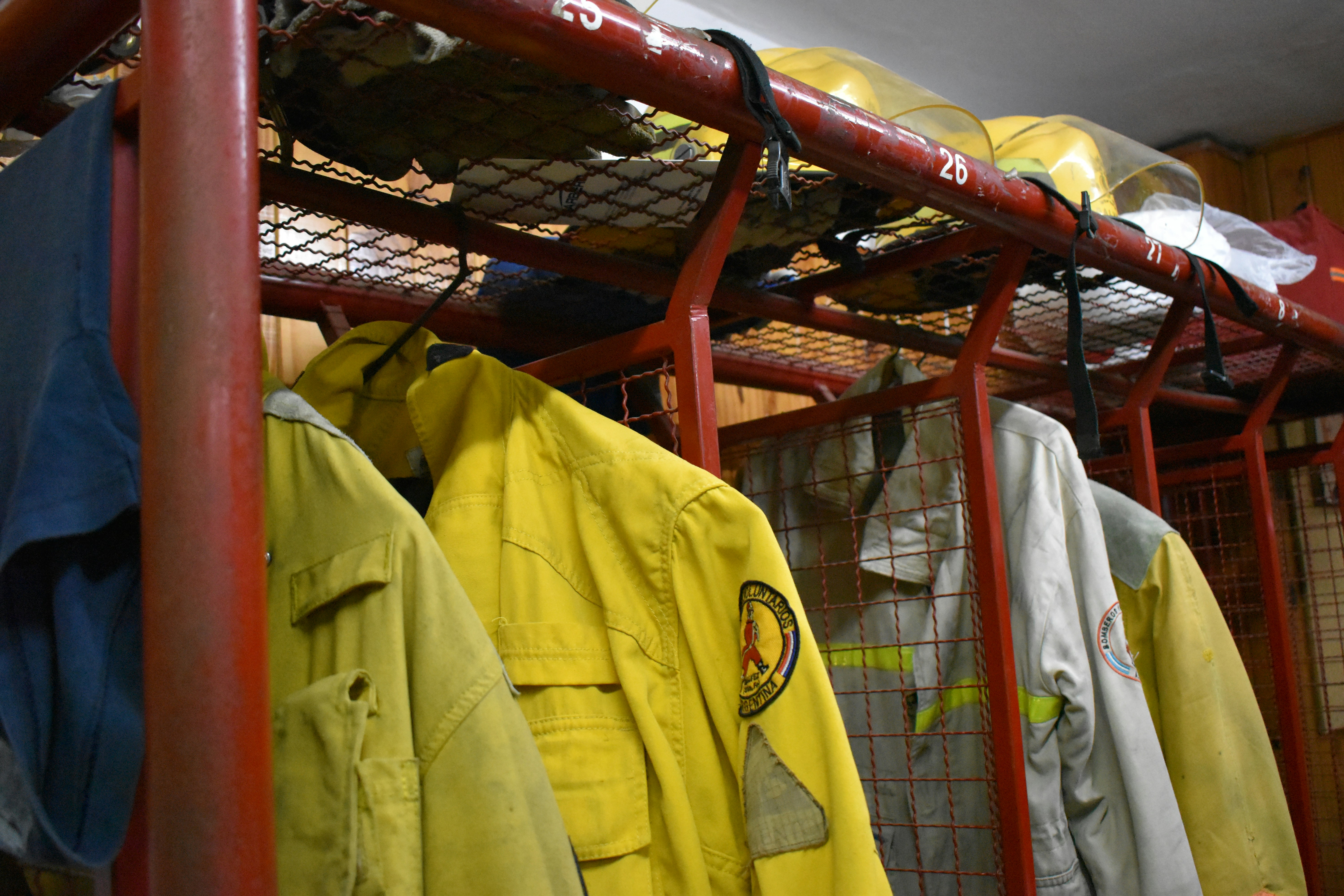 Capstone realiza donación de uniformes a Proteción Civil