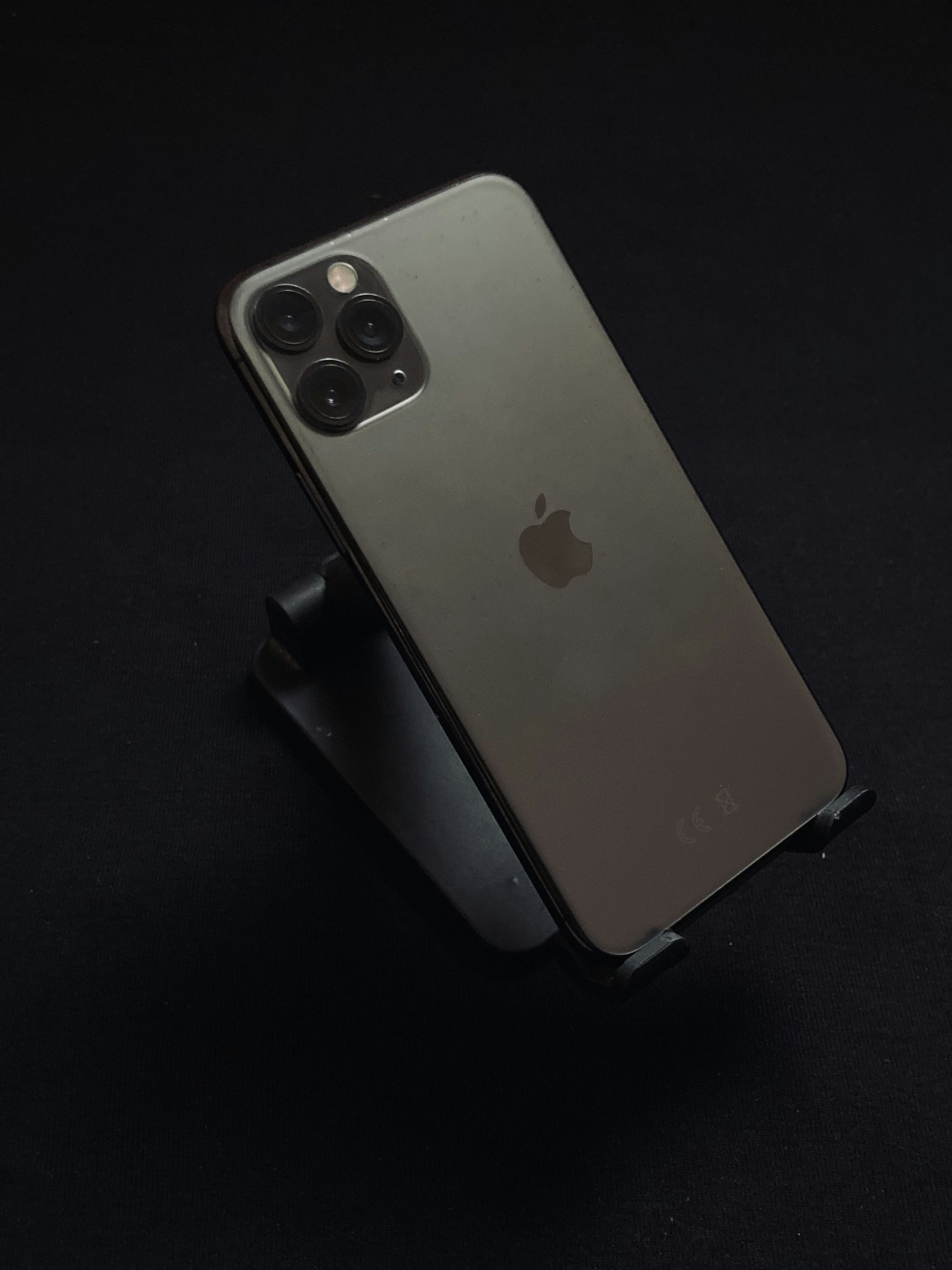 ميزات نظام التشغيل iOS 26 لجهاز iPhone الجديد