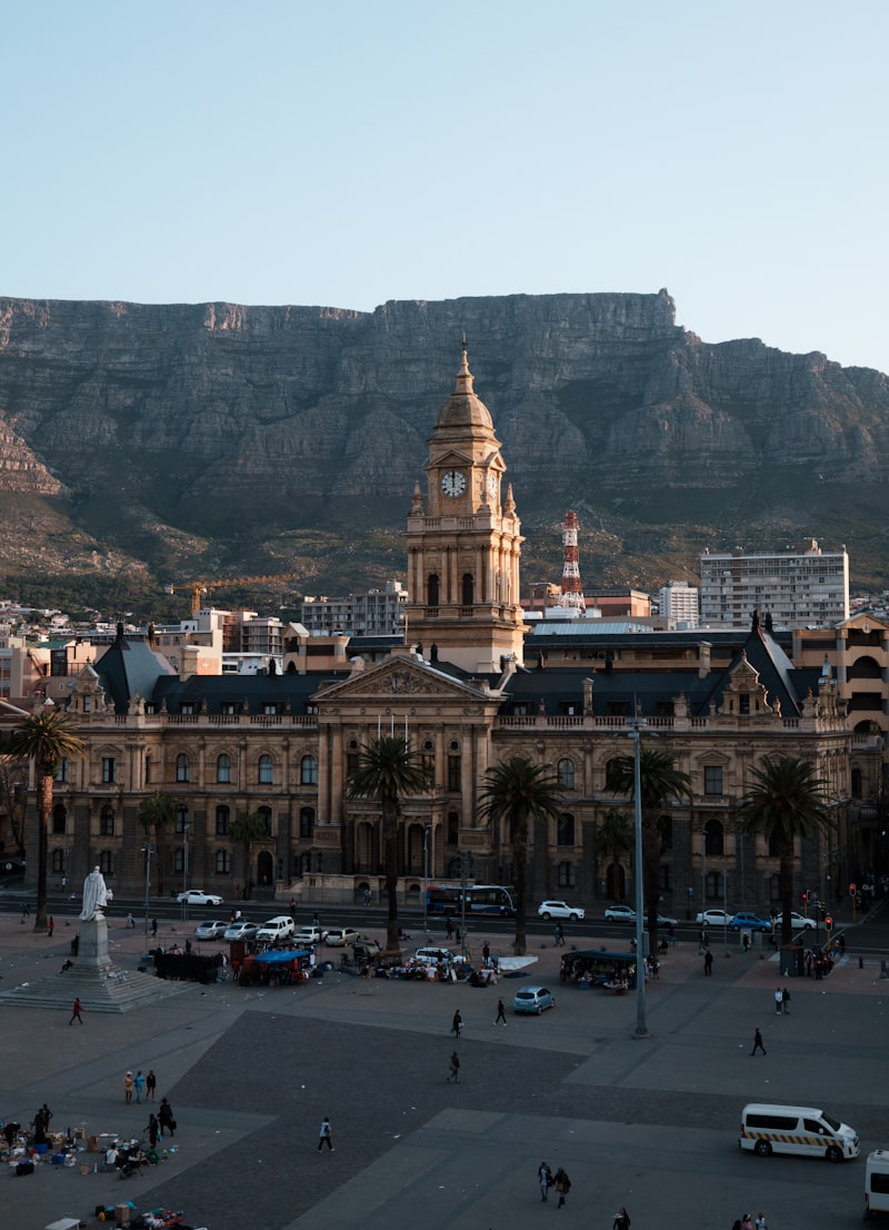Cape Town City Hall with Table Mountain in the background