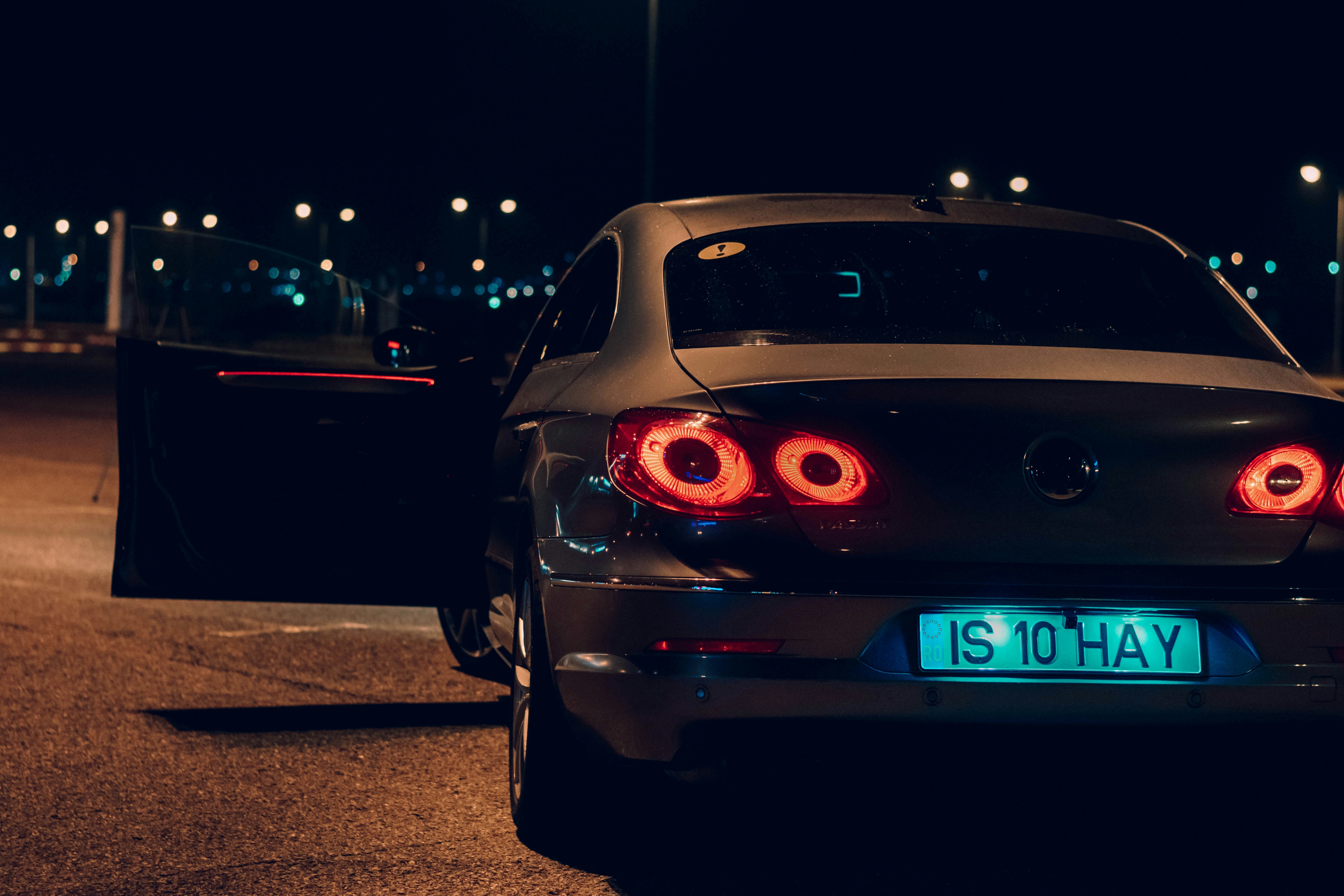 Photo by sebastianradu