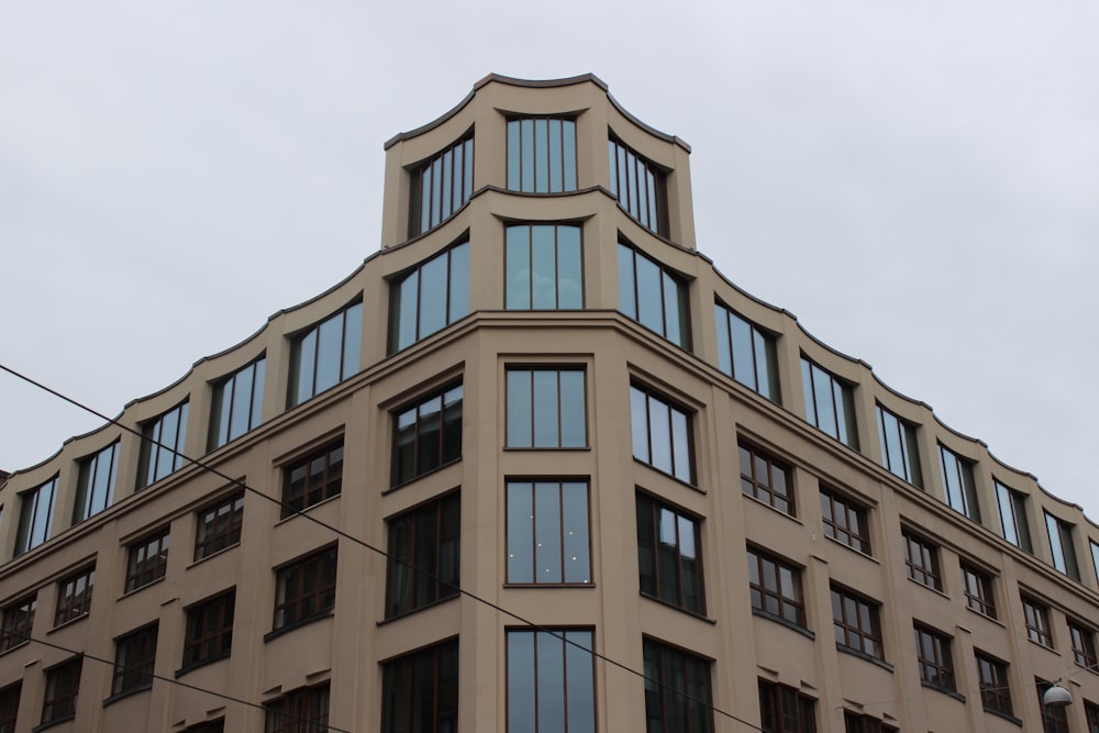 a building with many windows