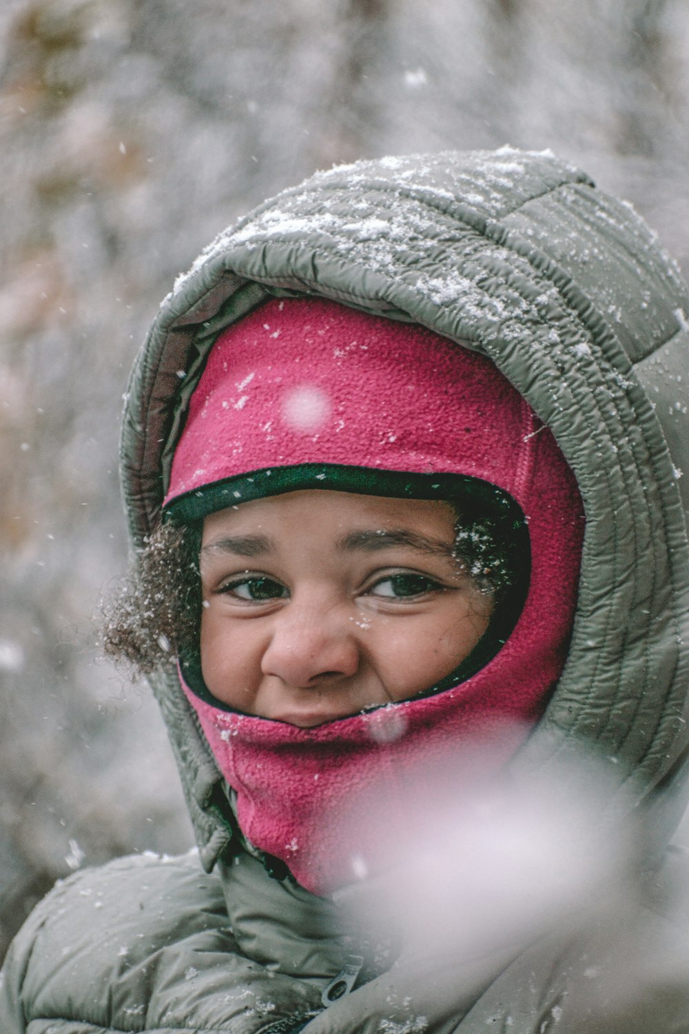 a person wearing a head scarf