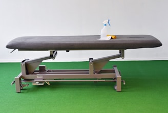  Inversion Table for Spinal Decompression