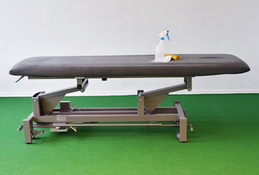  Inversion Table for Spinal Decompression