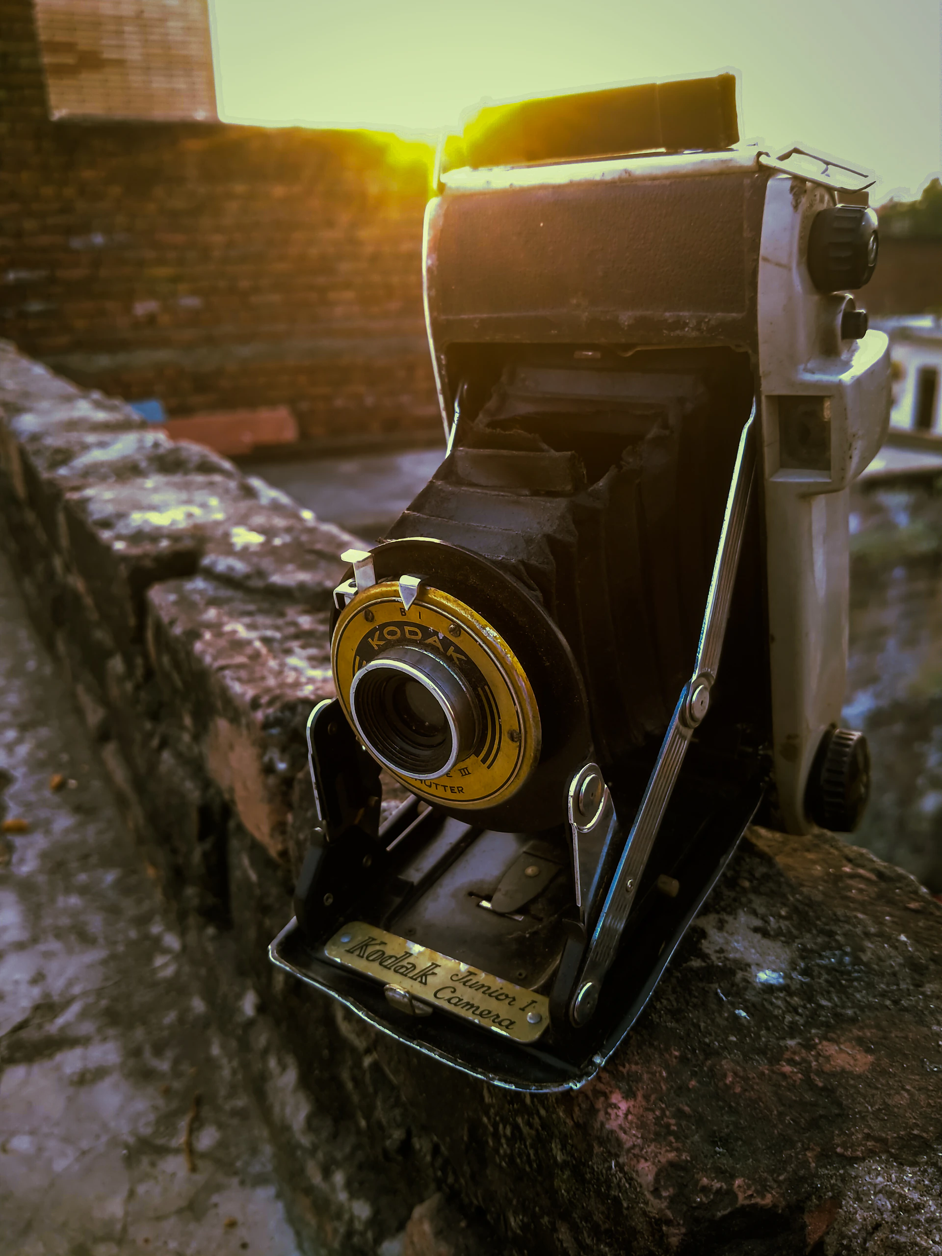 gray computer monitor