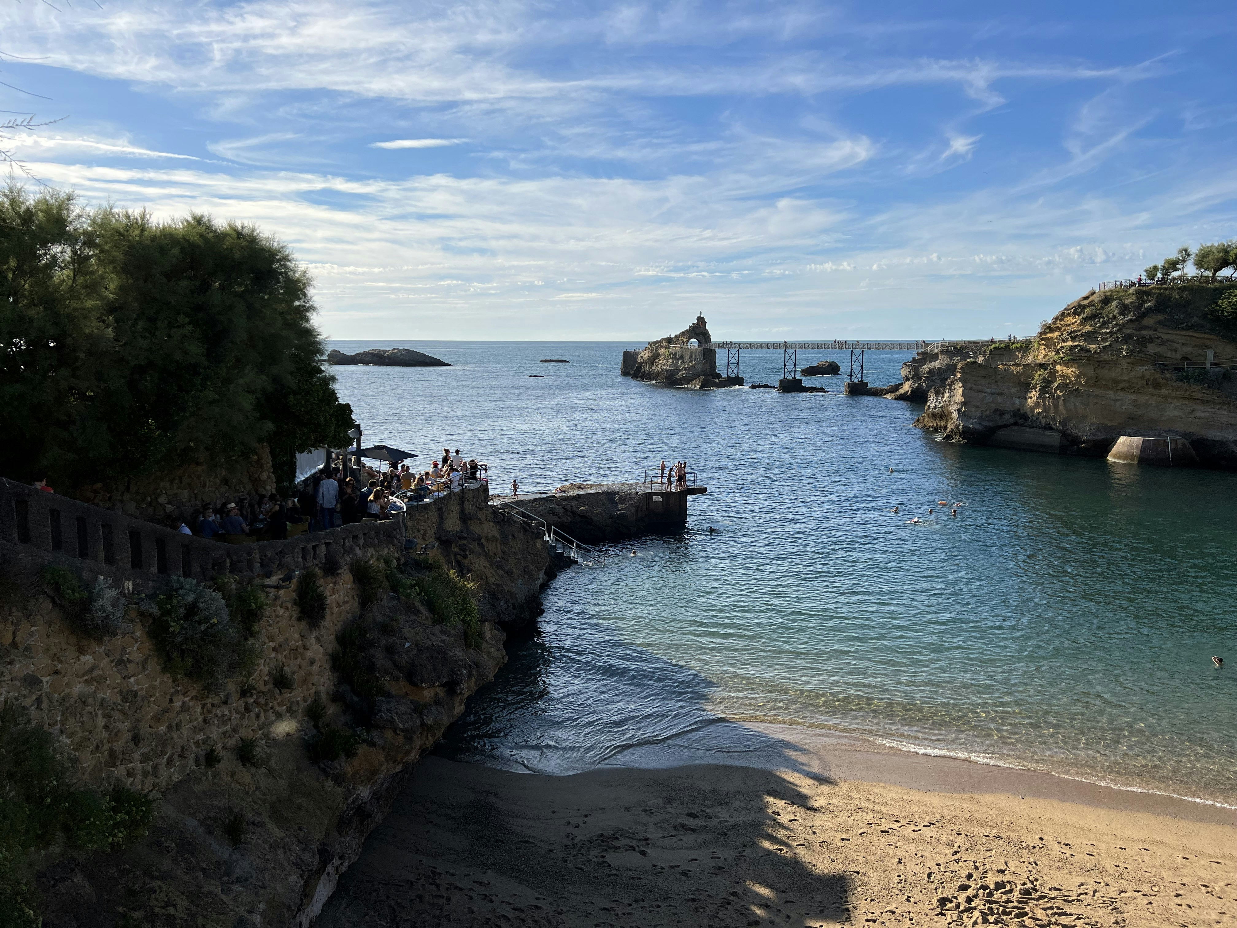 Photo by datingjungle