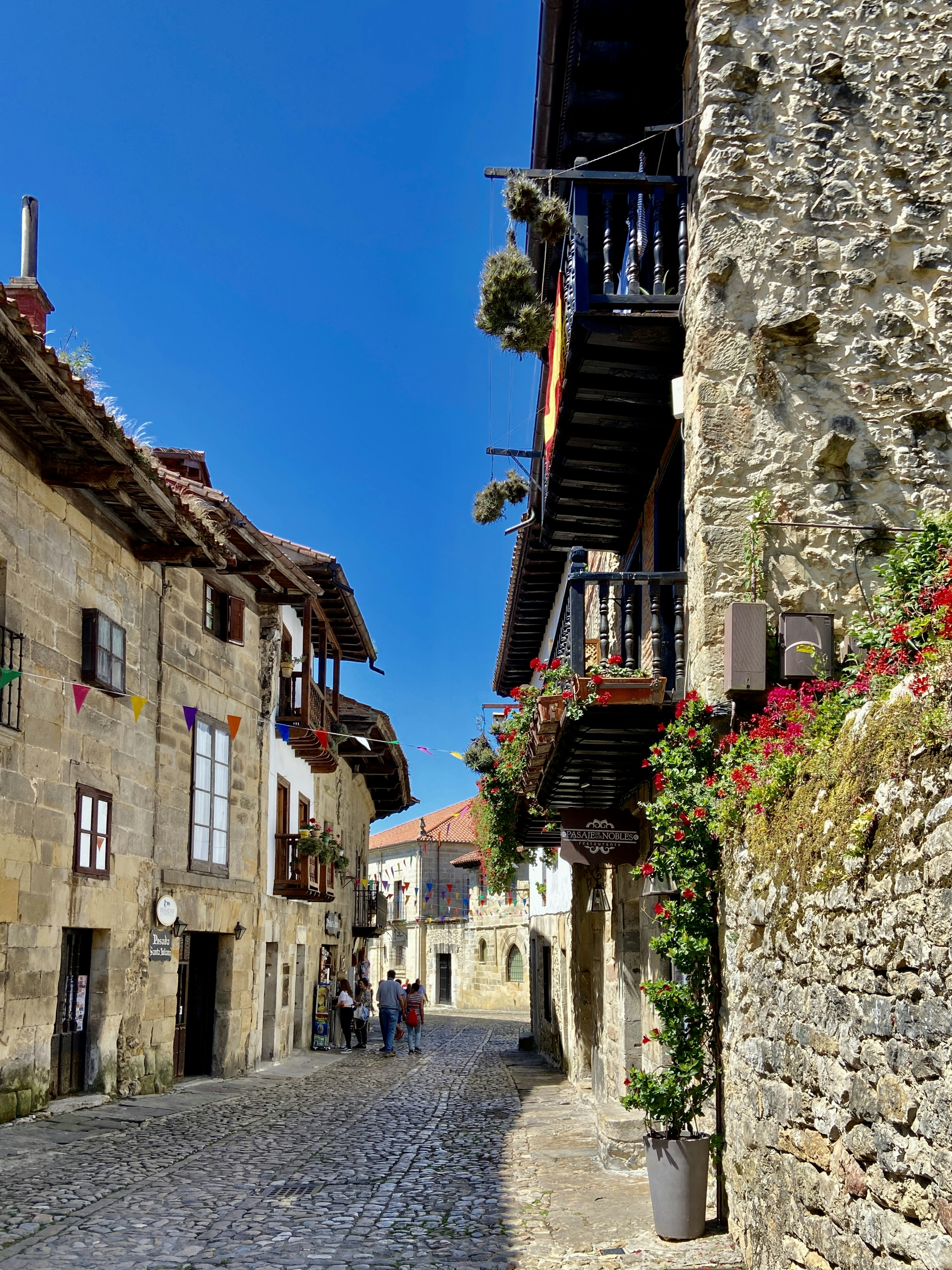 Photo by rubinaajdary