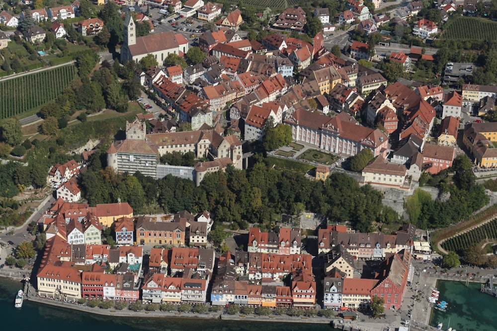 a city with many buildings