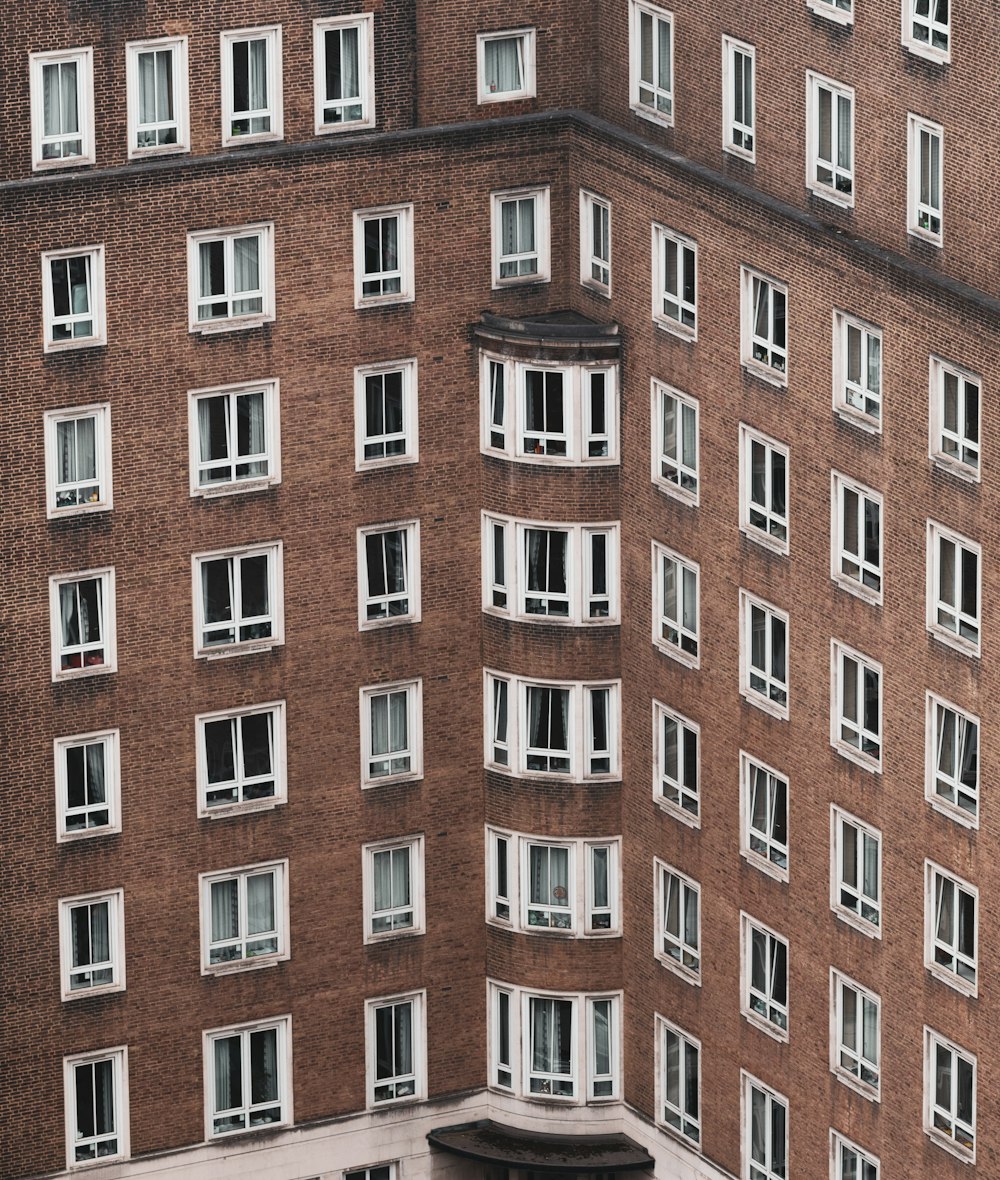 a building with many windows