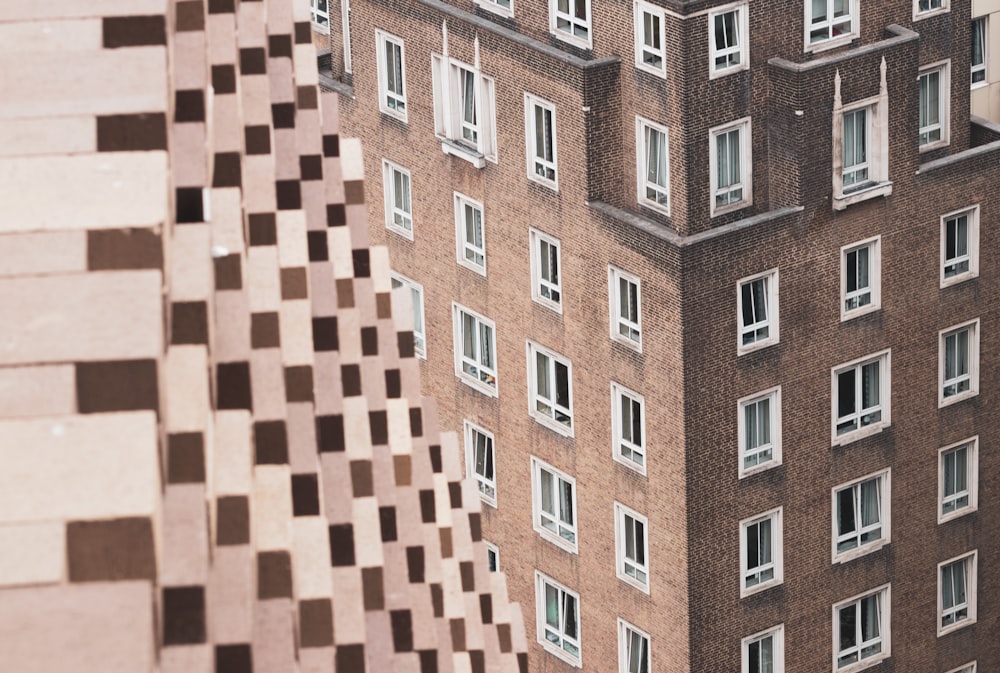 a building with many windows