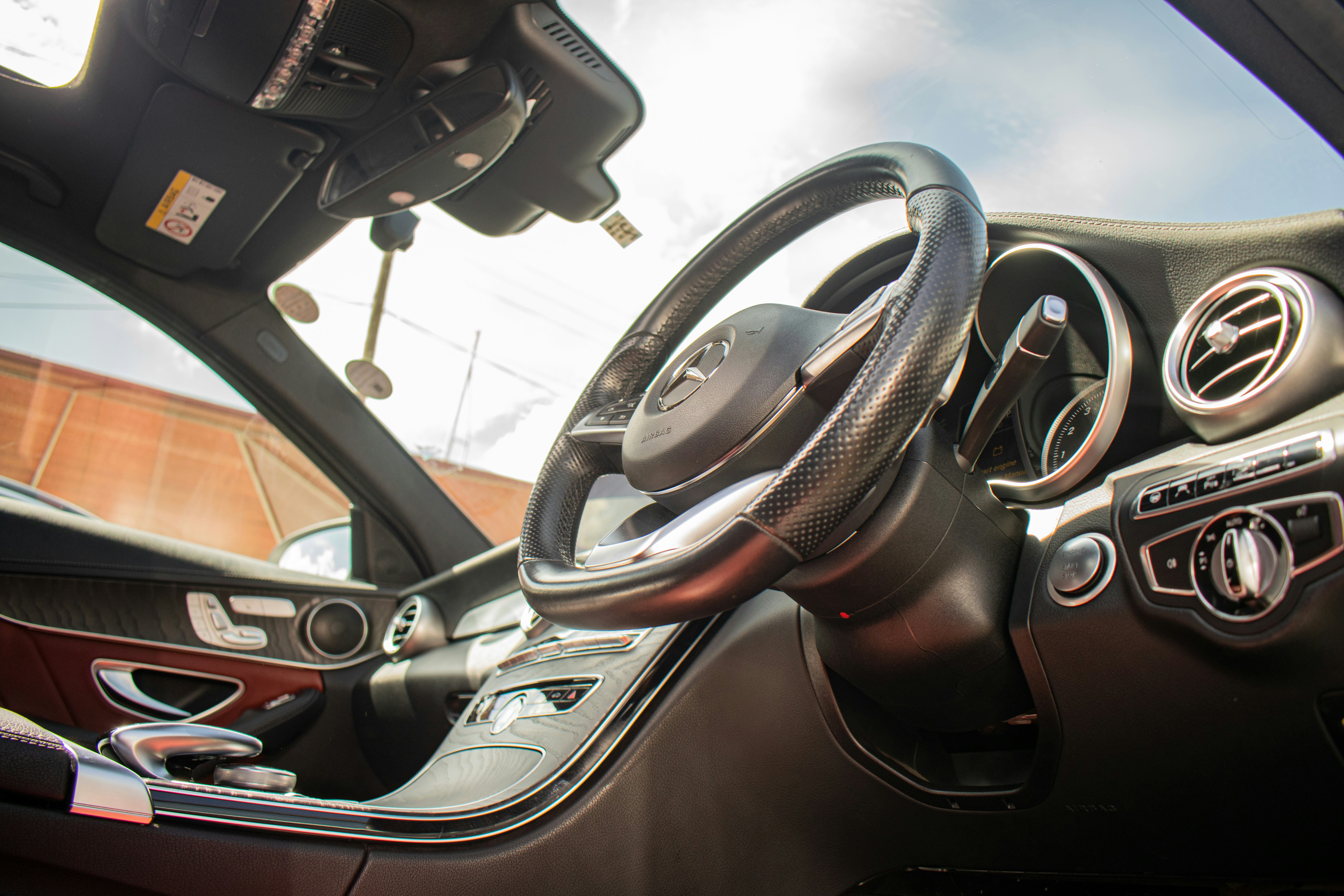 Mercedes-Benz C-Class 상세