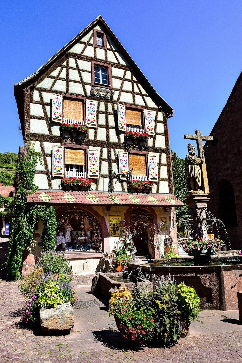 a building with a statue in front of it