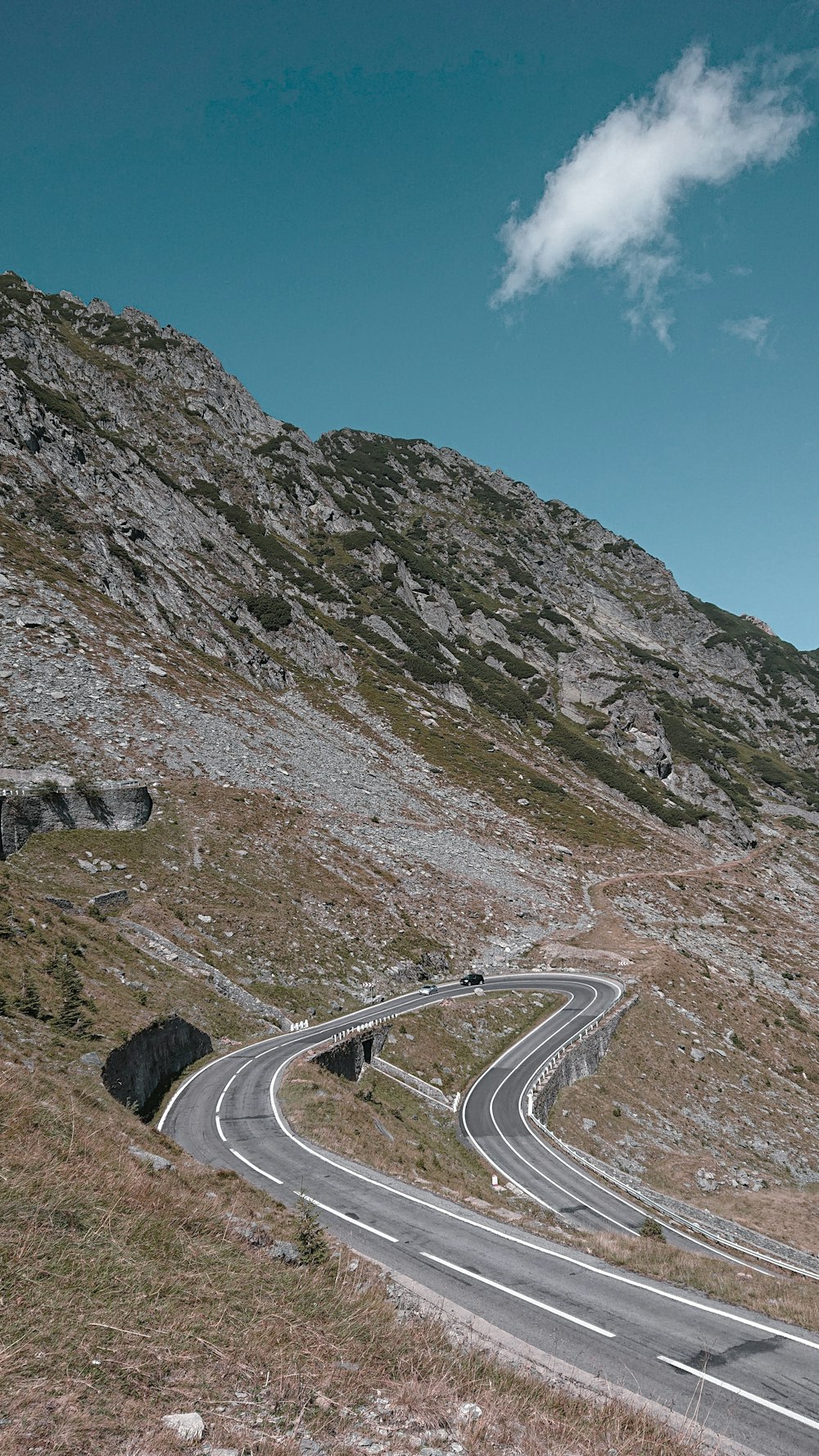 a road going through a mountain