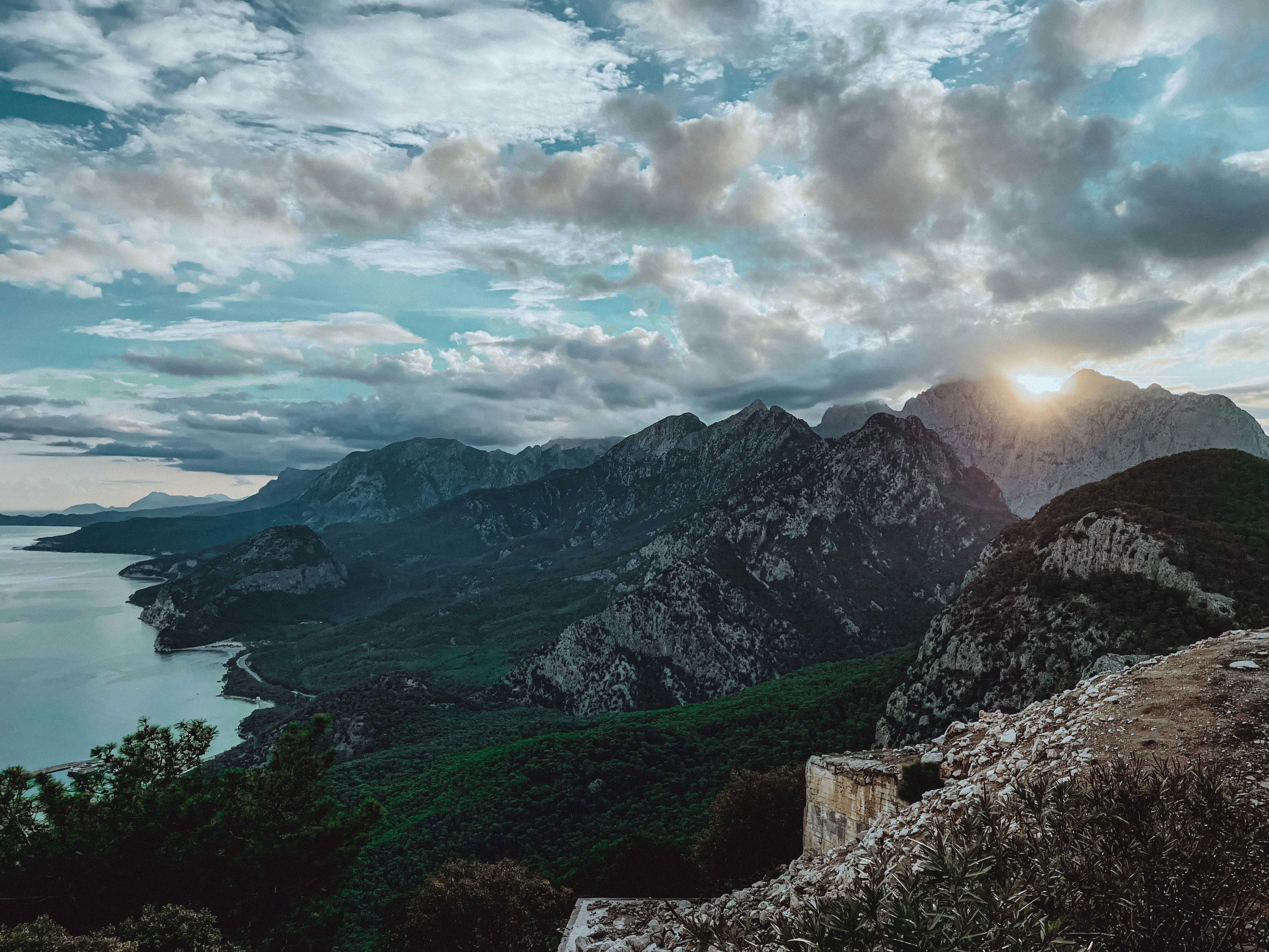 Photo by ullashinami