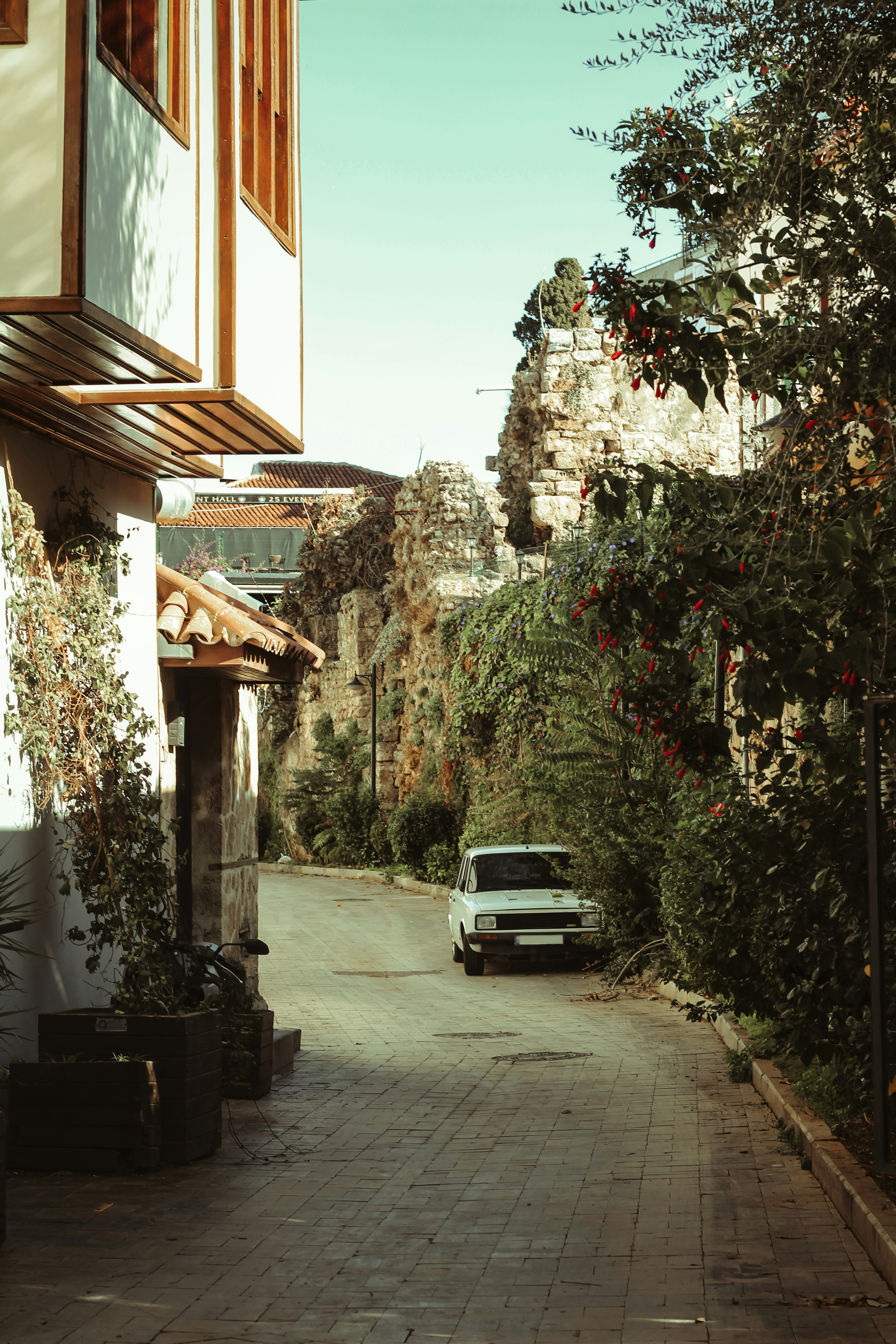 Photo by kadirakman