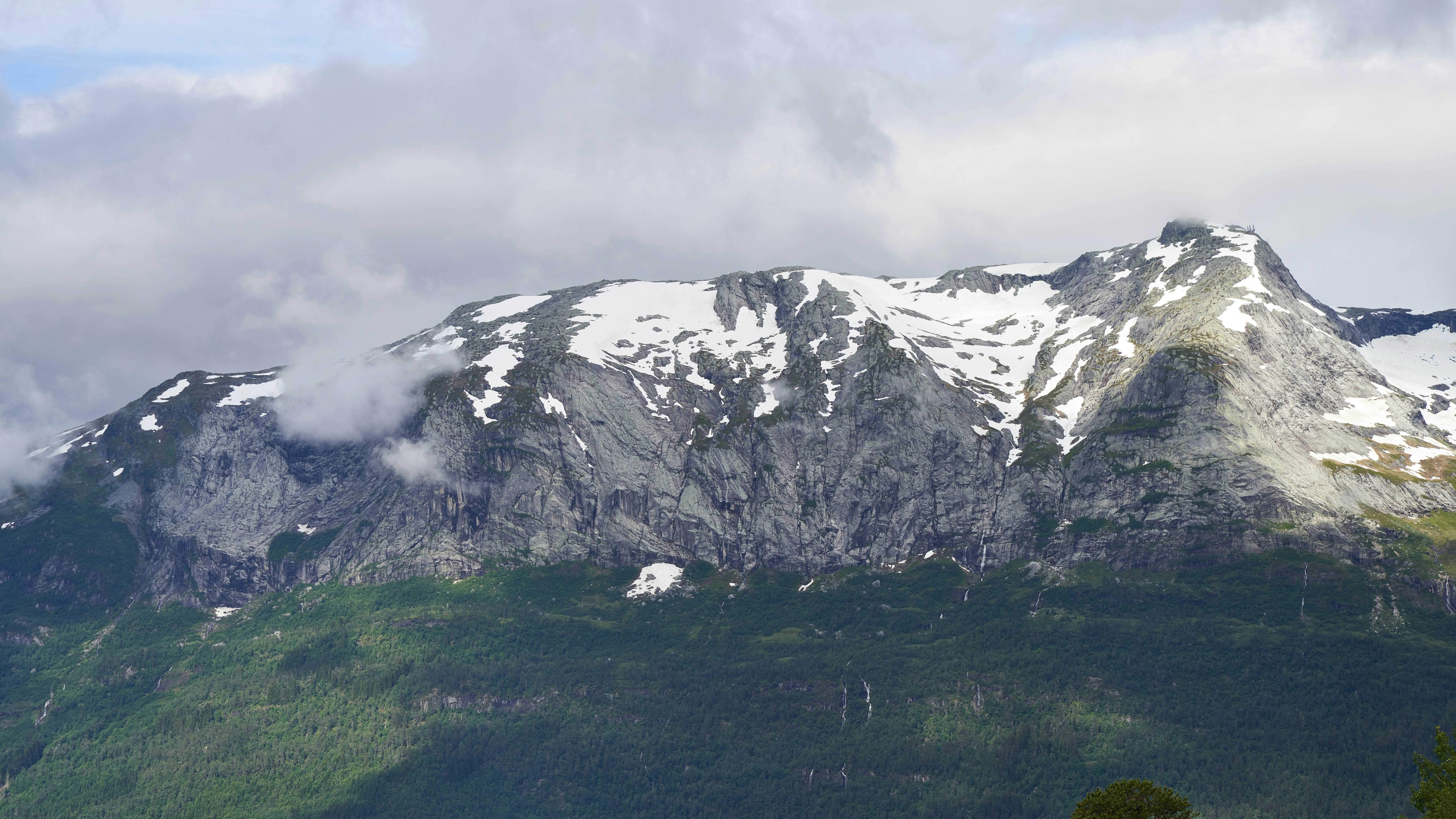 Photo by davotibarna